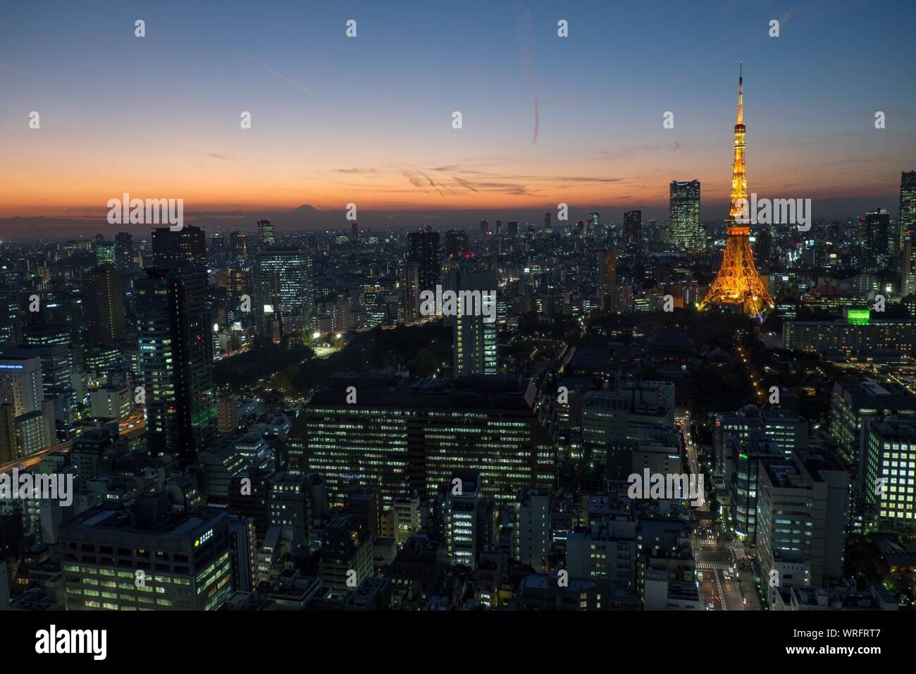 Tokyo tower buildings hi-res stock photography and images - Alamy