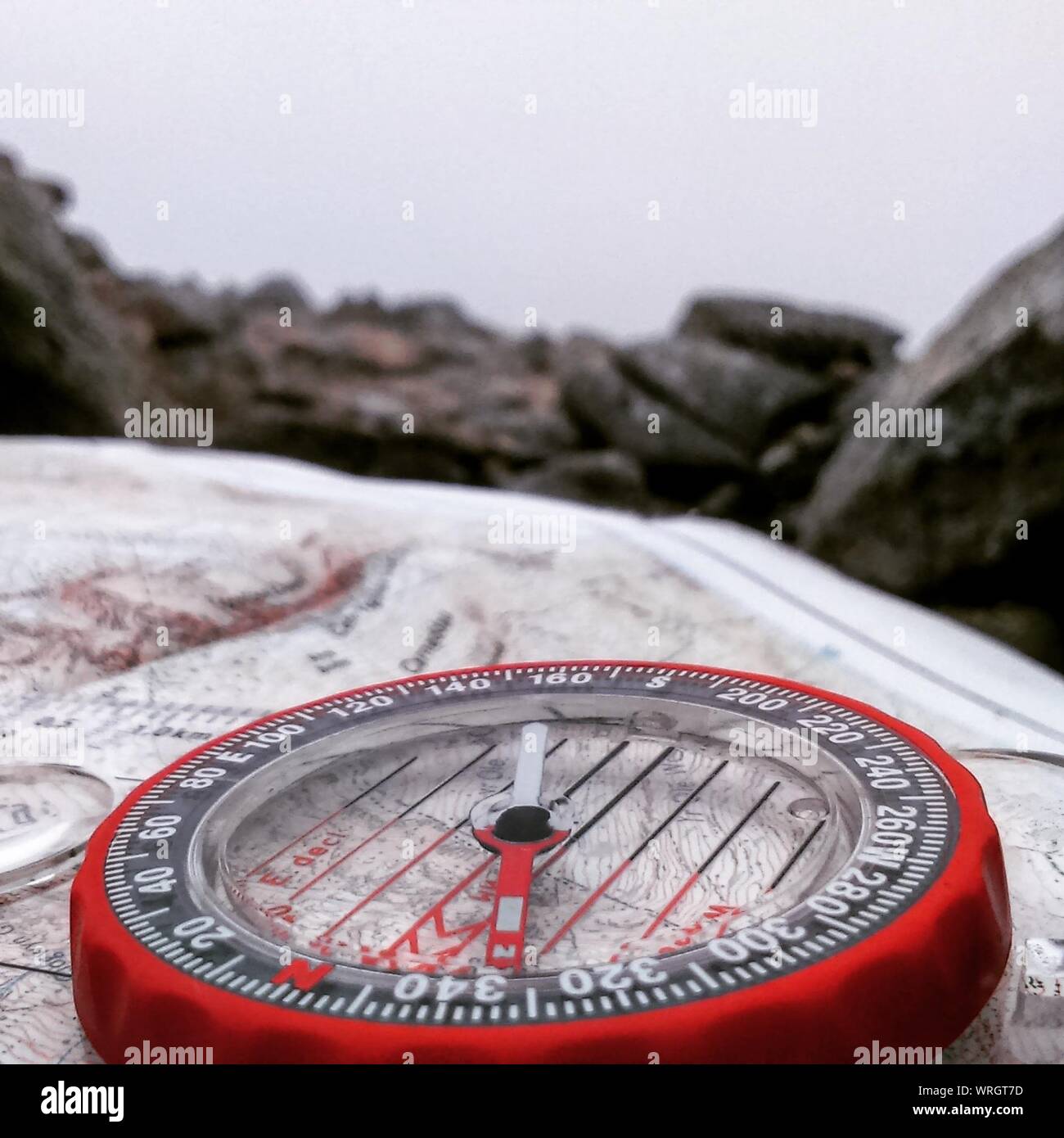 World map with compass hi-res stock photography and images - Alamy