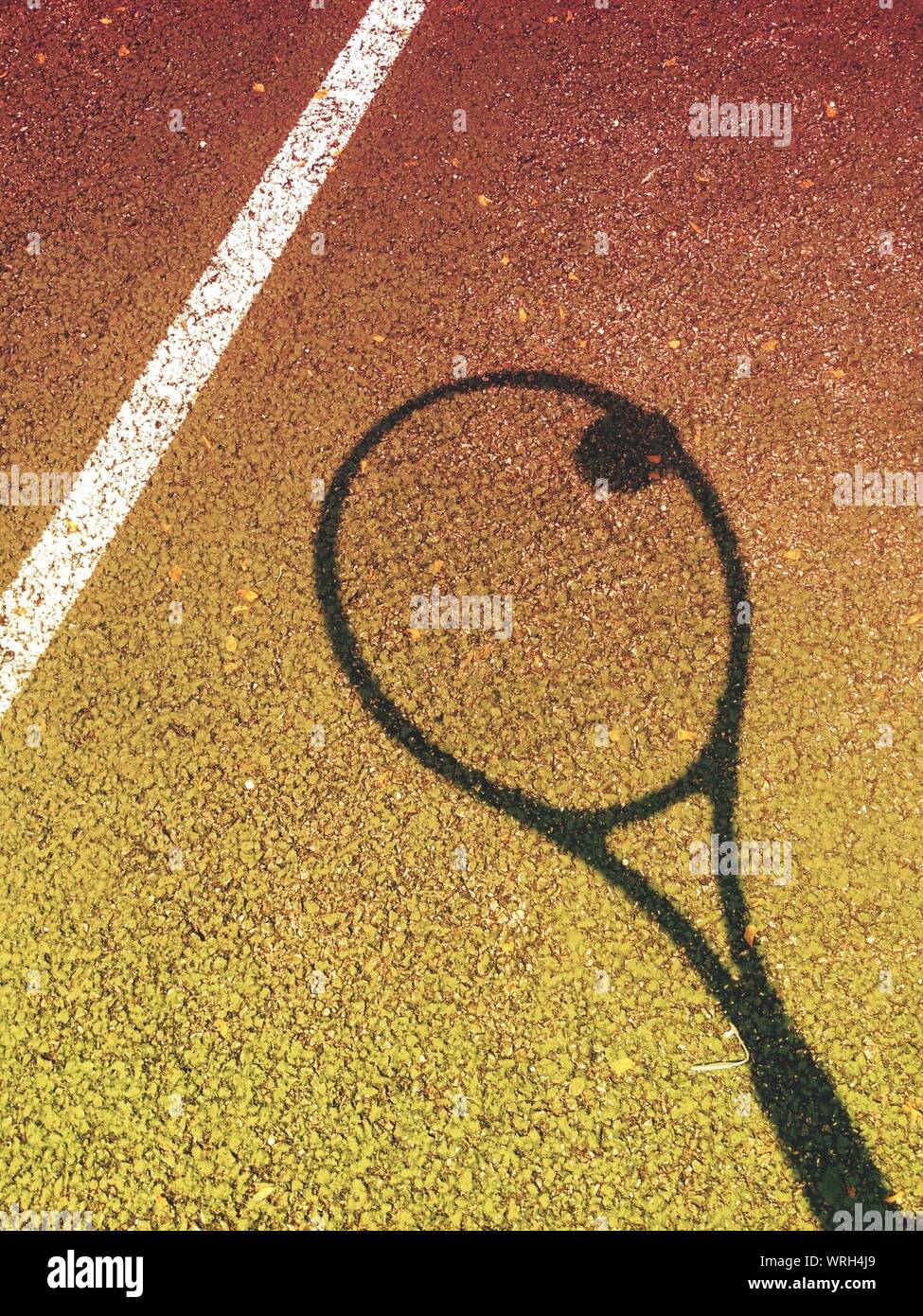 Tennis ball on tennis racket hires stock photography and images Alamy