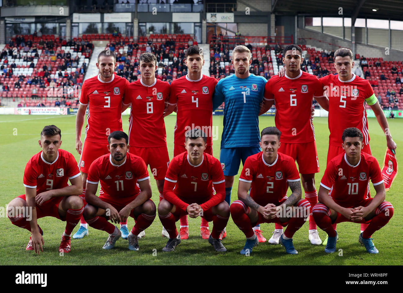 Wales u21 davies hi-res stock photography and images - Alamy