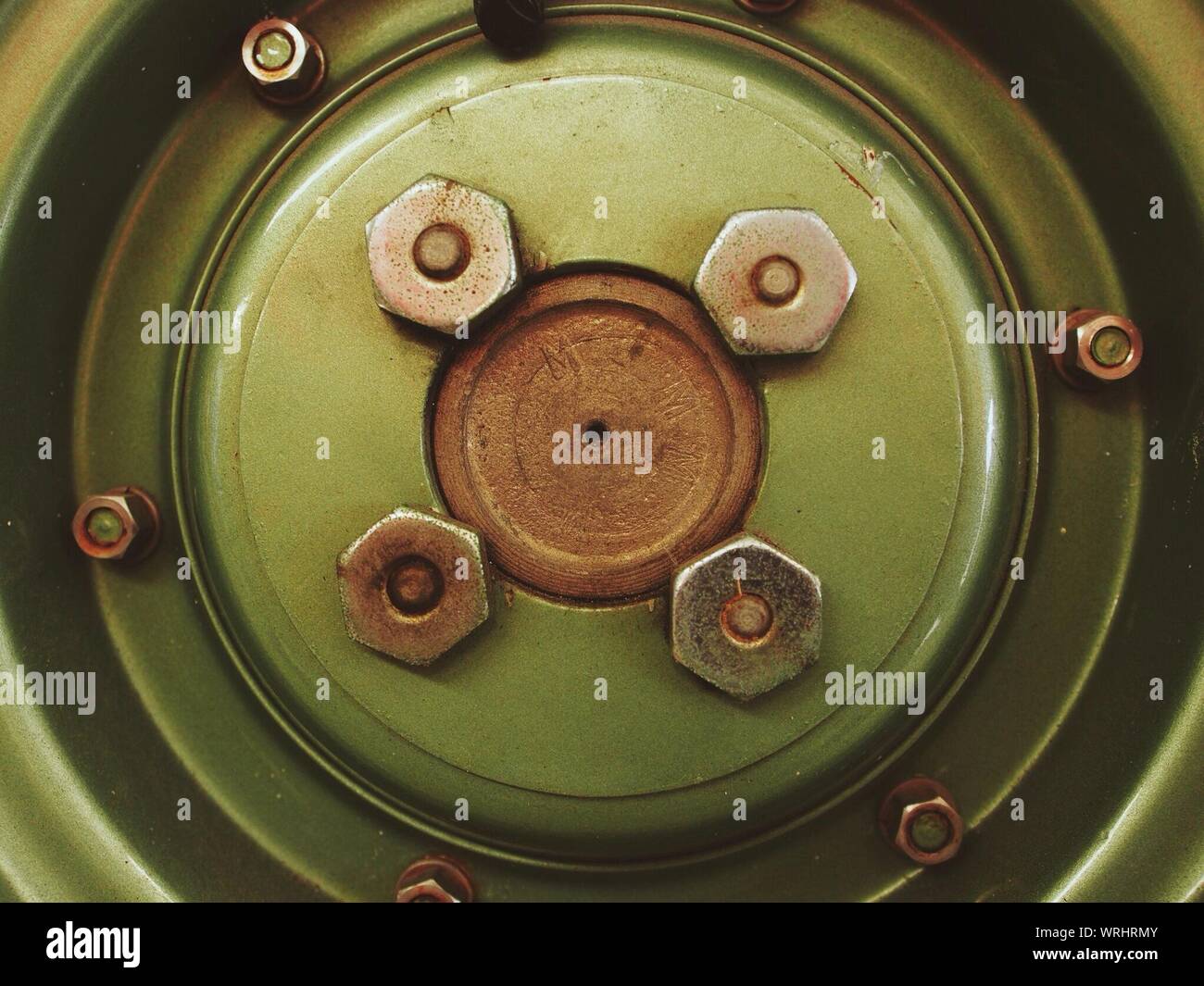 Wheel fastener hires stock photography and images Alamy