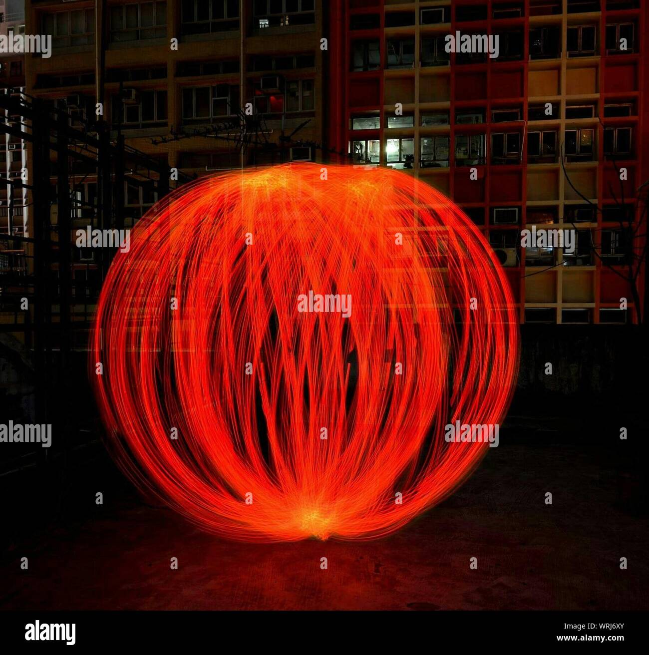 Light trail circle hi-res stock photography and images - Alamy