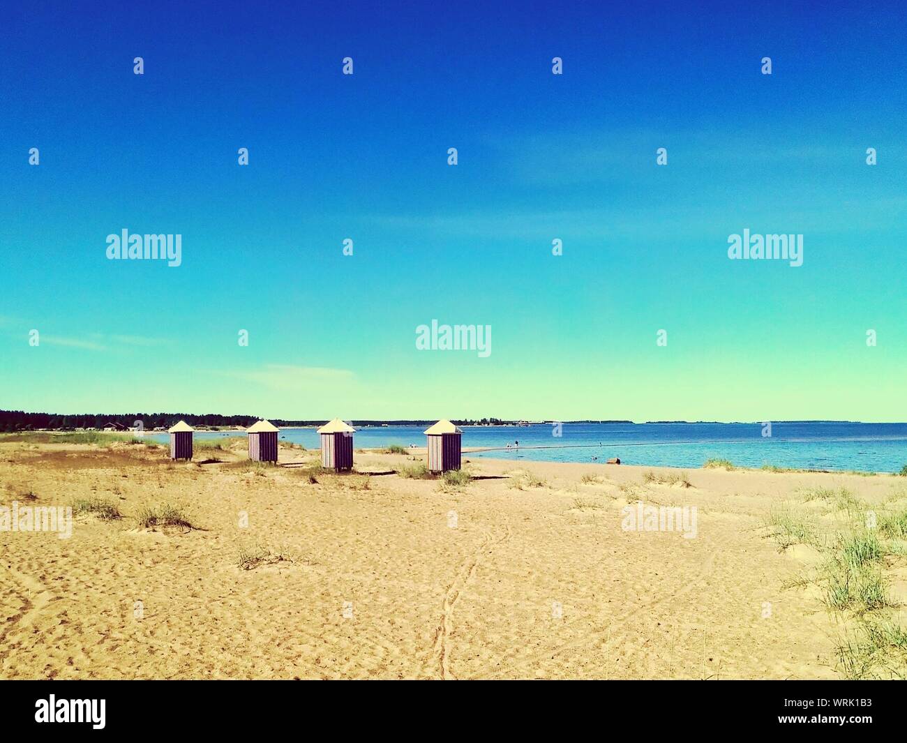 Public restroom on beach hi-res stock photography and images - Alamy