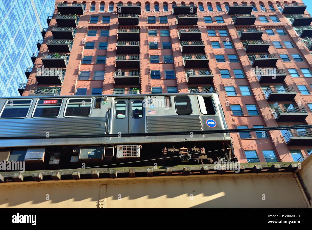 Chicago, Illinois, USA. An elevated rapid transit train leaving the ...