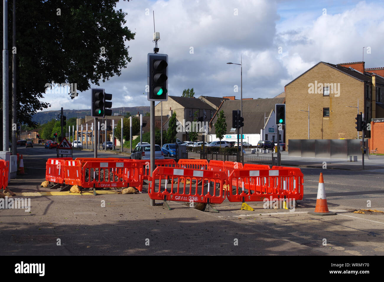 Road works at the traffic lights on Glasgow Road in Clydebank Stock