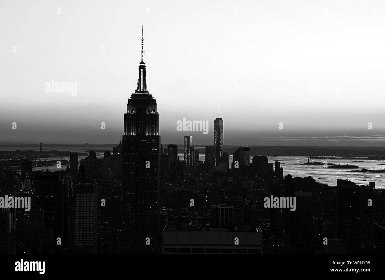 Skyscraper Black and White Stock Photos & Images - Alamy