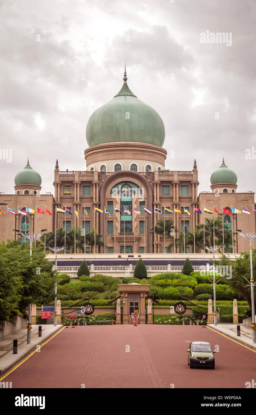 Perdana Putra Is The Office Of The Prime Minister Of Malaysia Also Federal Government Legislative Building Located On The Main Hill In Putrajaya Stock Photo Alamy
