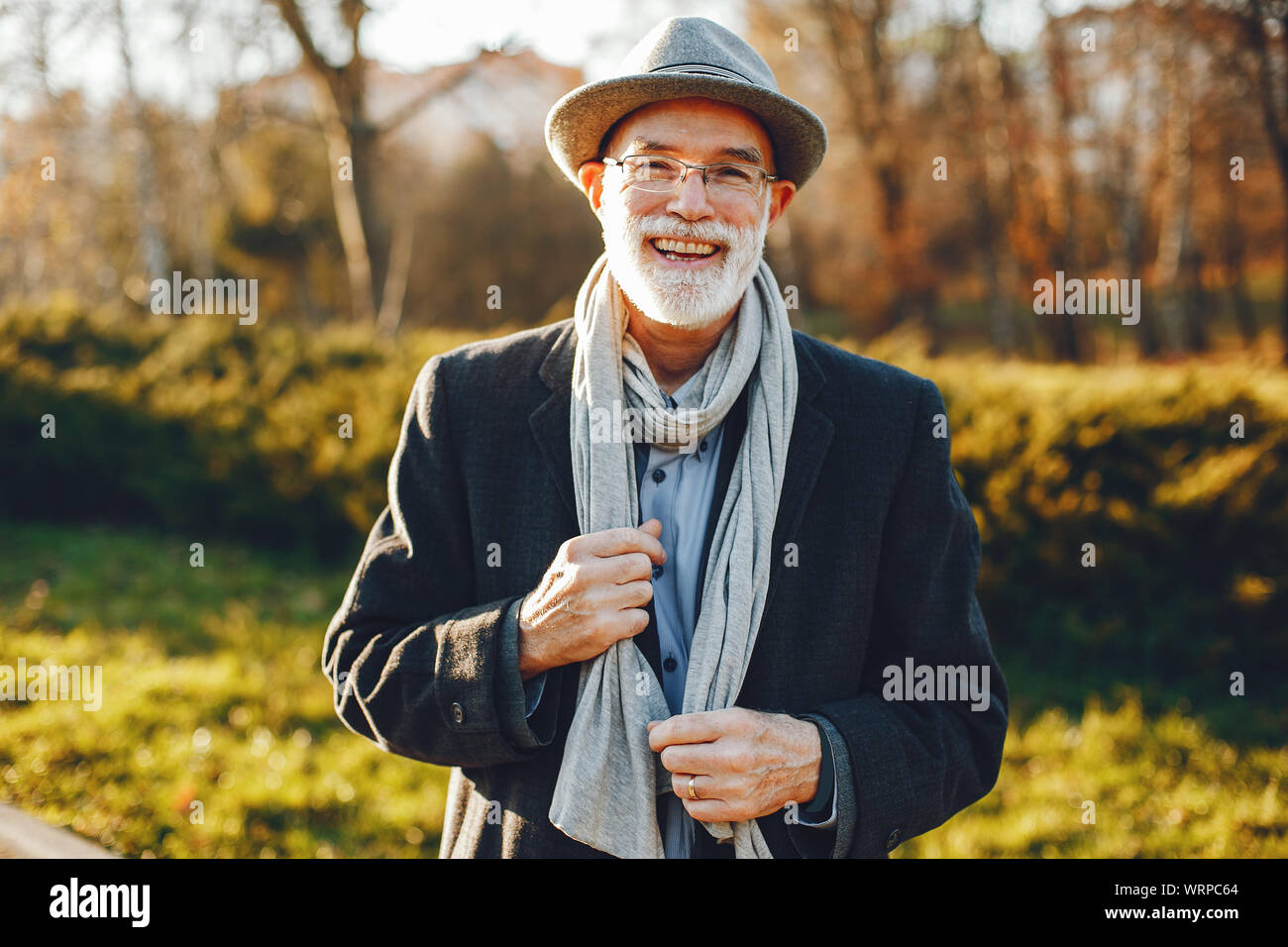 Happy old man black and white hi-res stock photography and images - Alamy