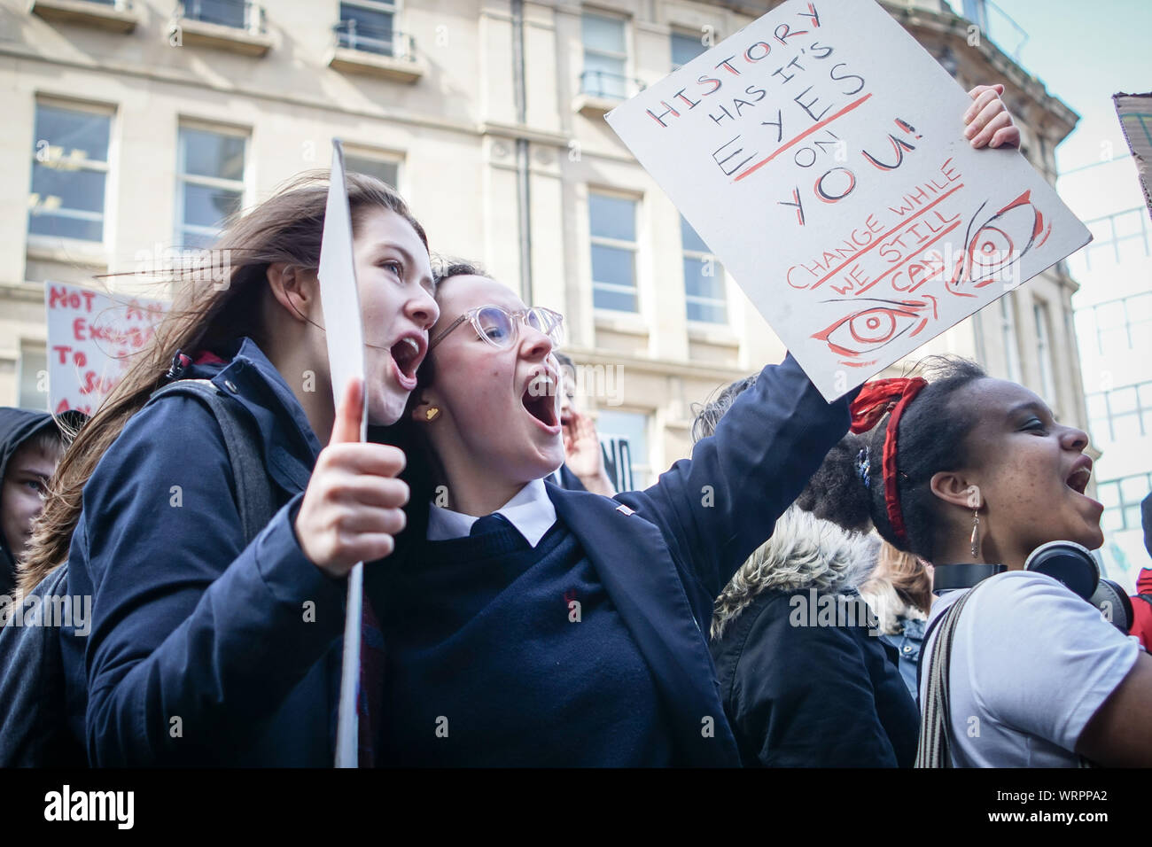 High school students shout slogans during a protest outside the Town Hall in Sheffield. Credits Ioannis Alexopoulos / Alamy Stock Photo