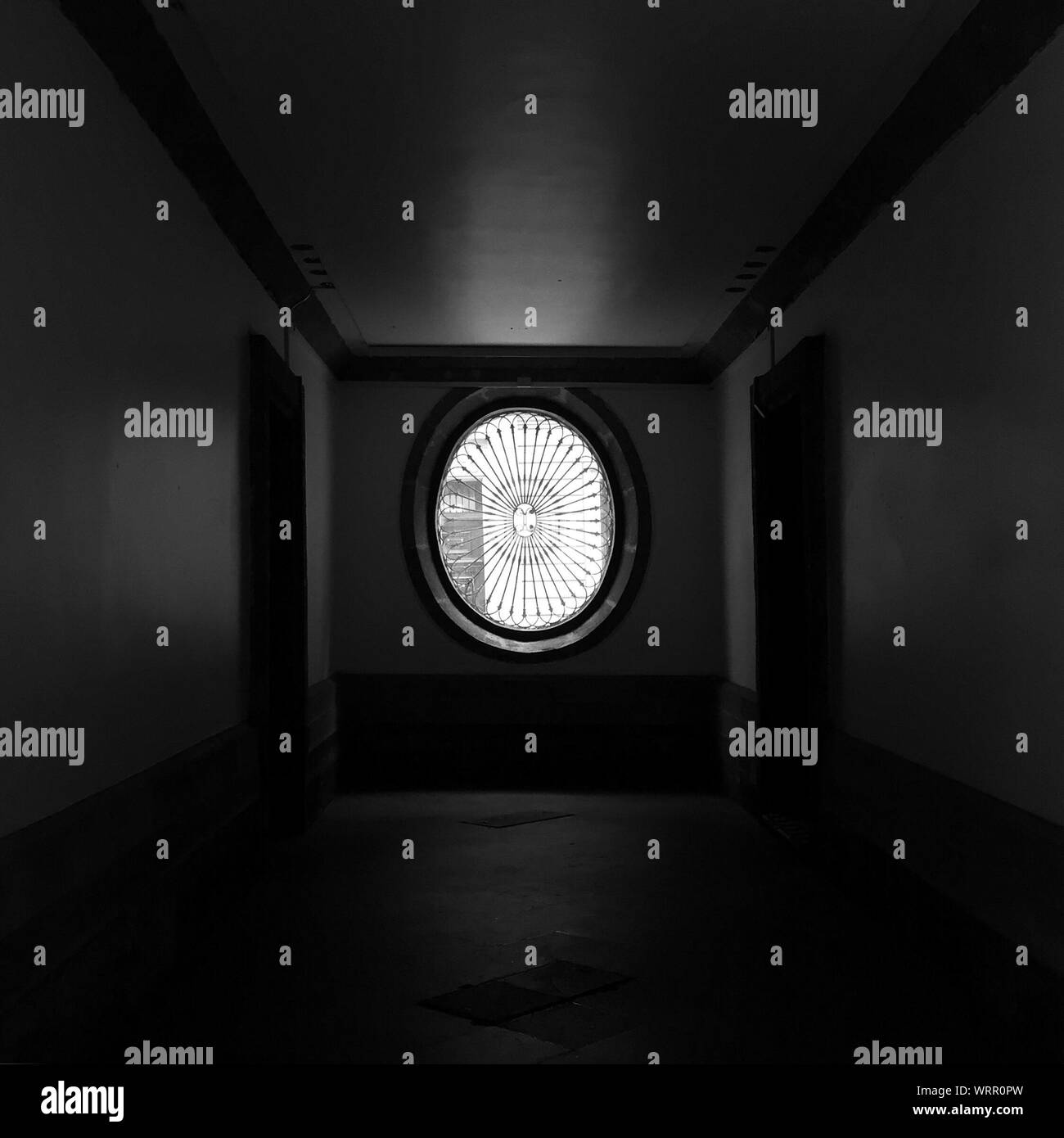 Dark room ceiling hires stock photography and images Alamy