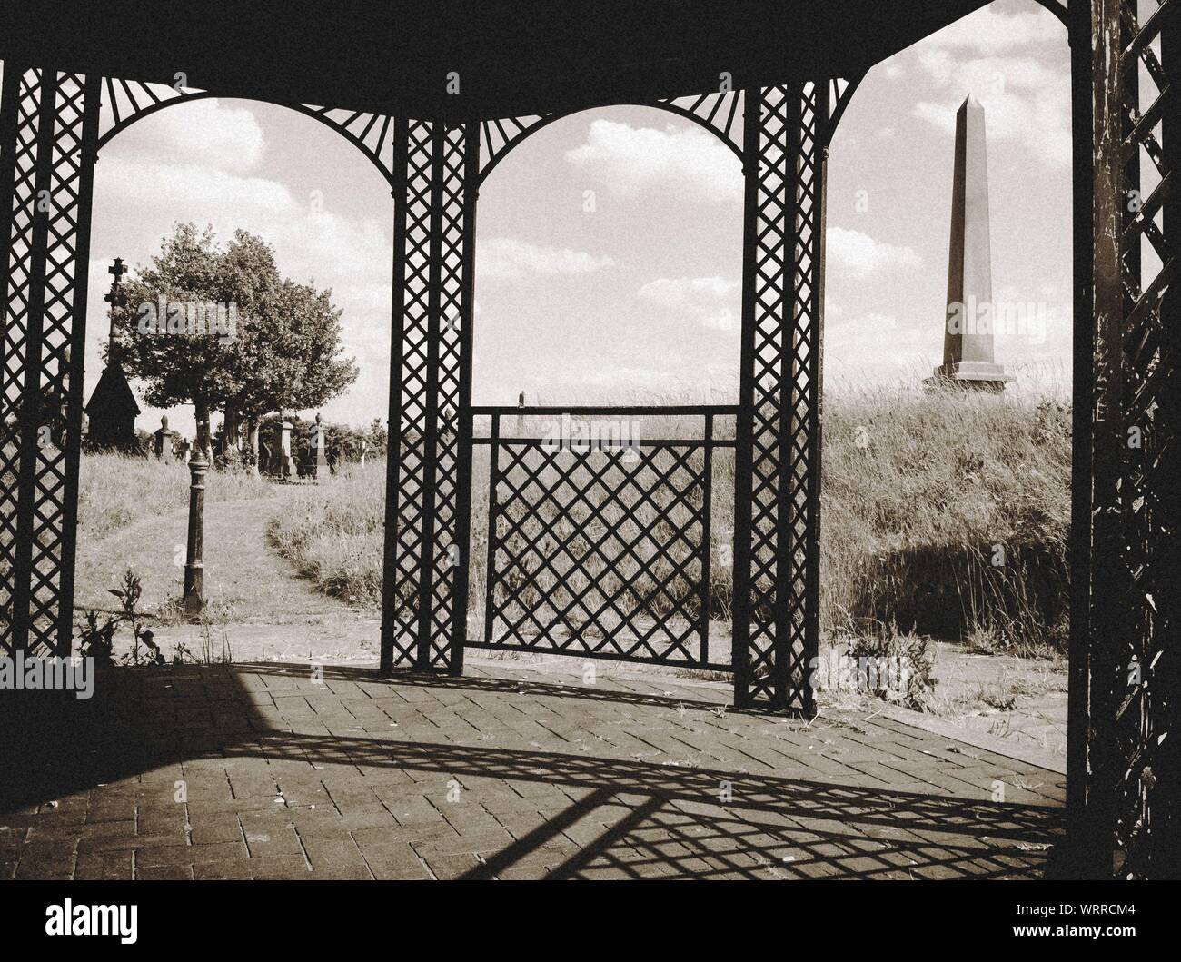 Built Structure In Cemetery Stock Photo Alamy