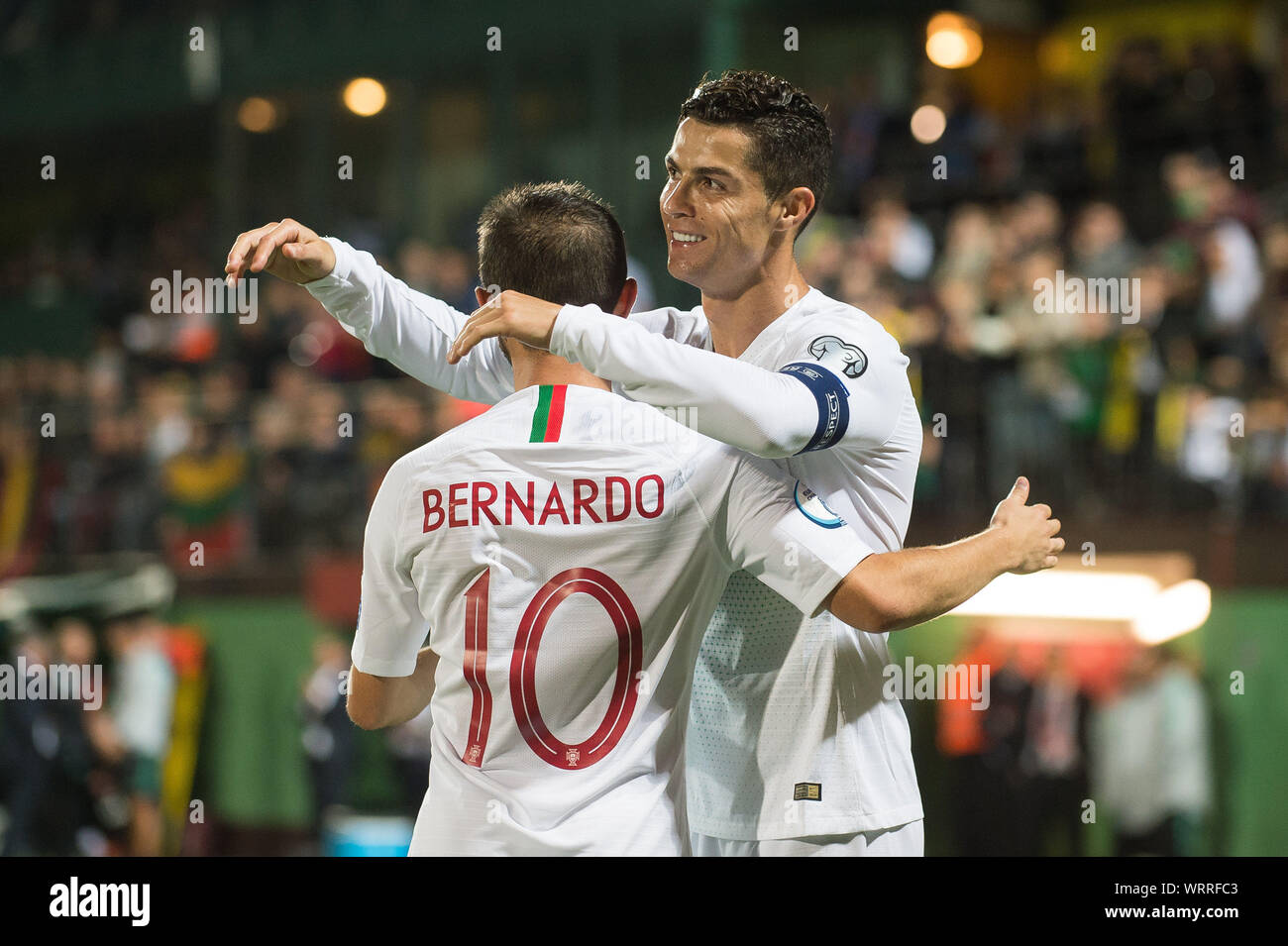 Cristiano ronaldo bernardo silva hires stock photography and images