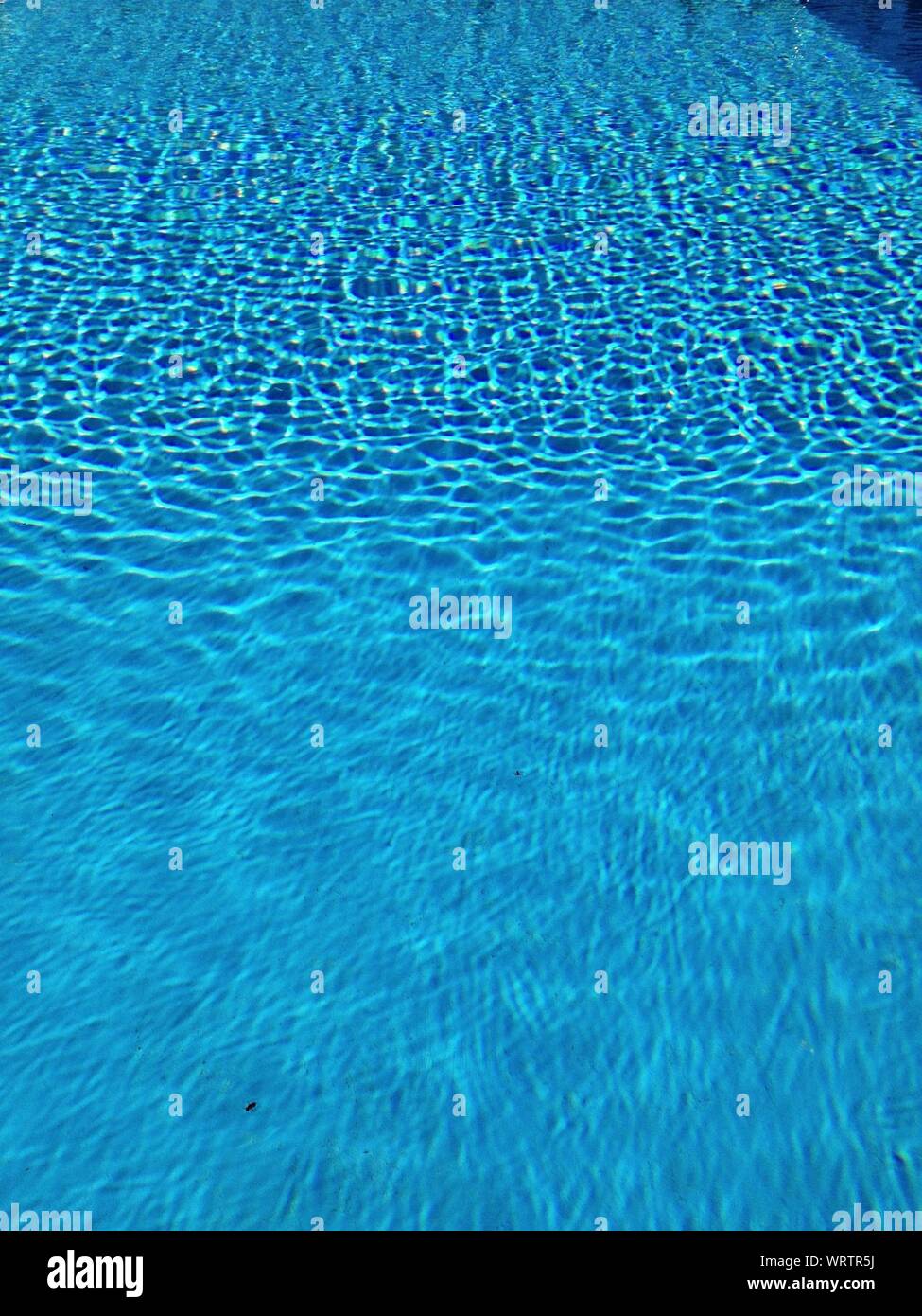 Abstract swimming pool sun hi-res stock photography and images - Alamy