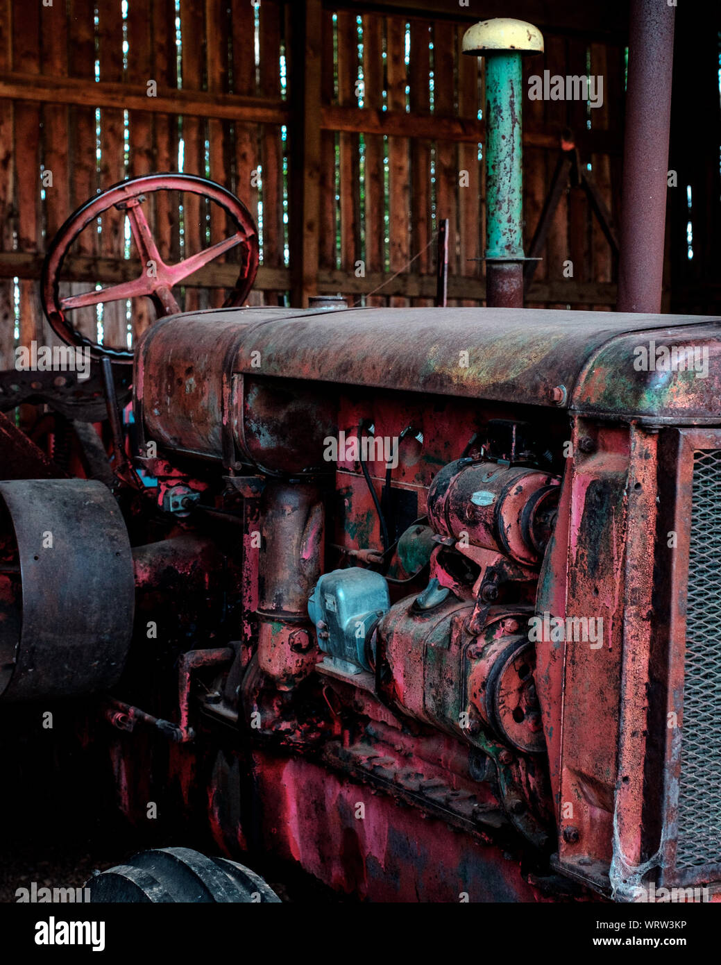 Damaged tractor hi-res stock photography and images - Alamy