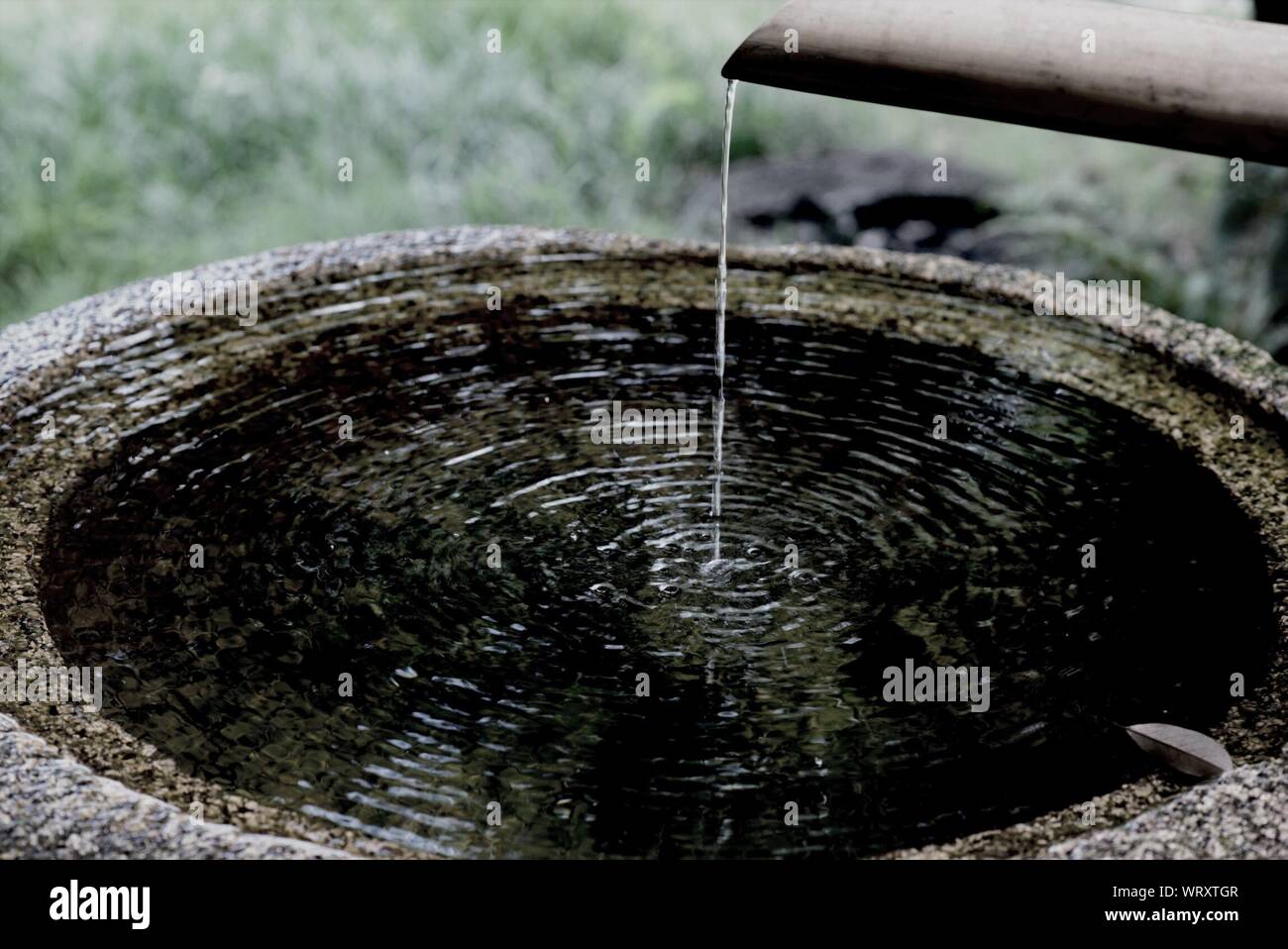 Japanese Water Basin Stock Photo - Alamy
