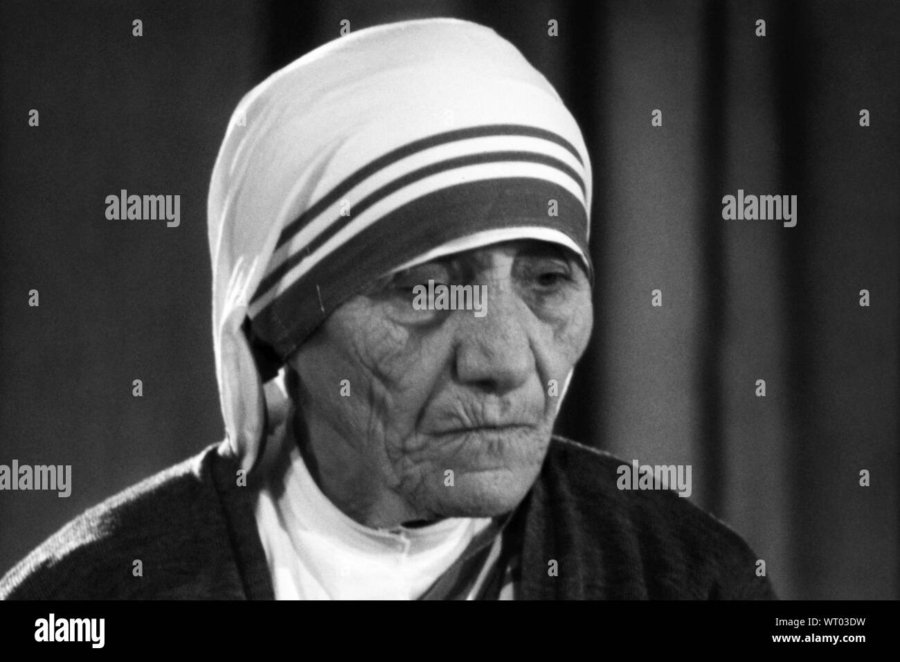 Mother Teresa (Anjezë Gonxhe Bojaxhiu), Albanian-born Roman Catholic nun, Calcutta missionary, and founder of the Missionaries of Charity. Photo by Bernard Gotfryd, 1971. Stock Photo