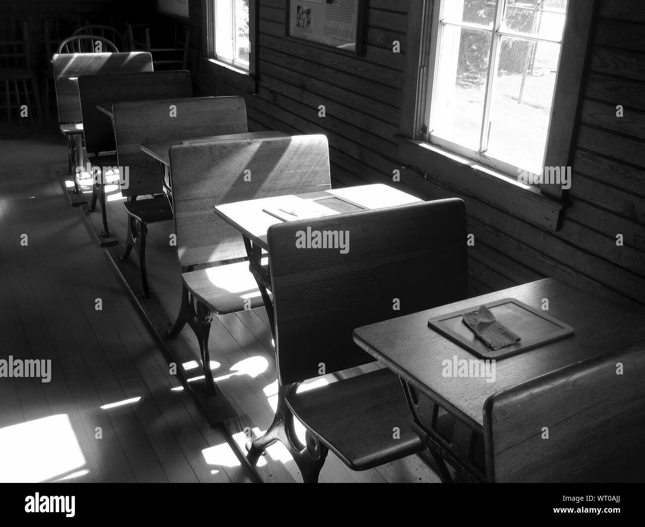 Empty classroom desks hires stock photography and images Alamy