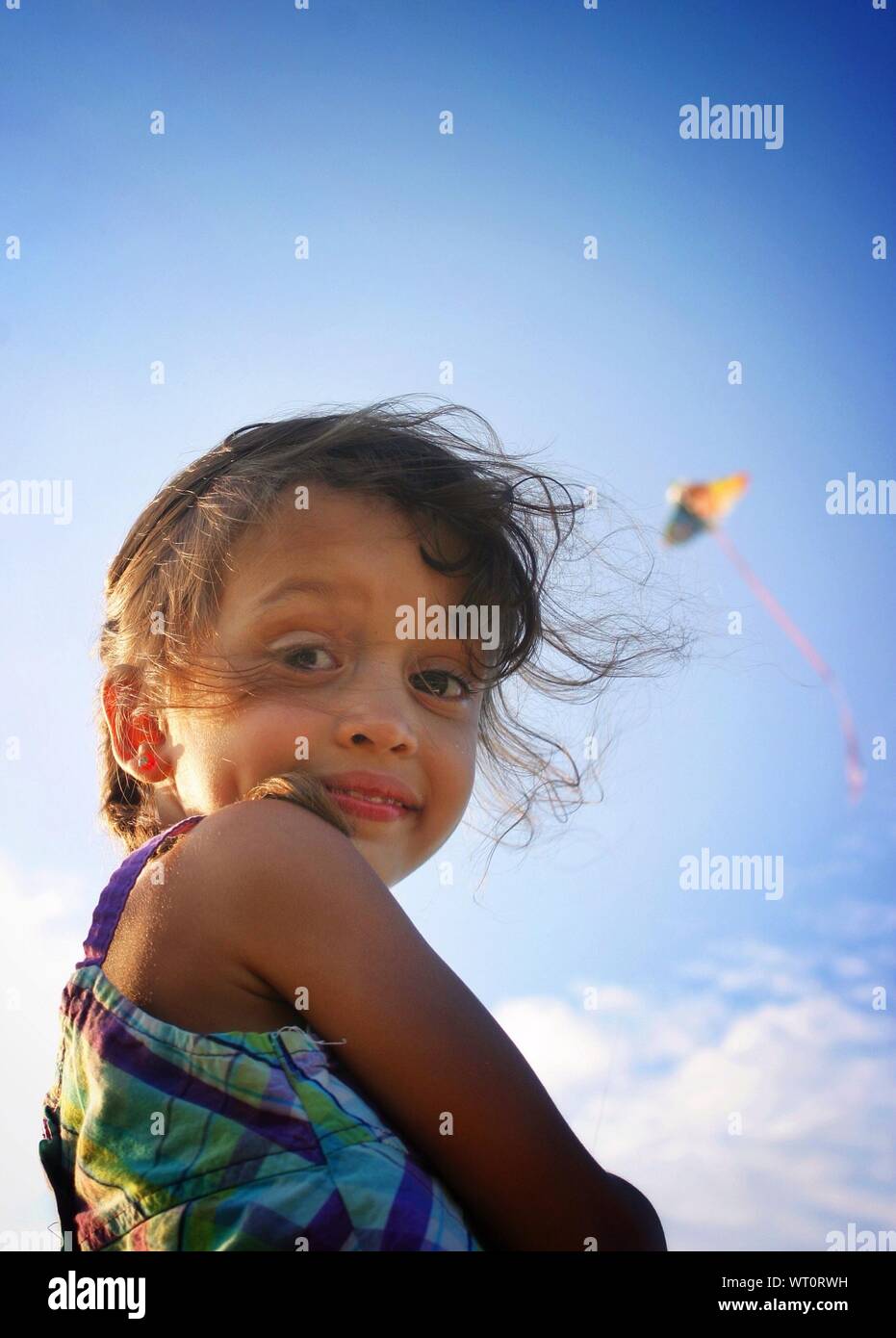 Flying kite hires stock photography and images Alamy