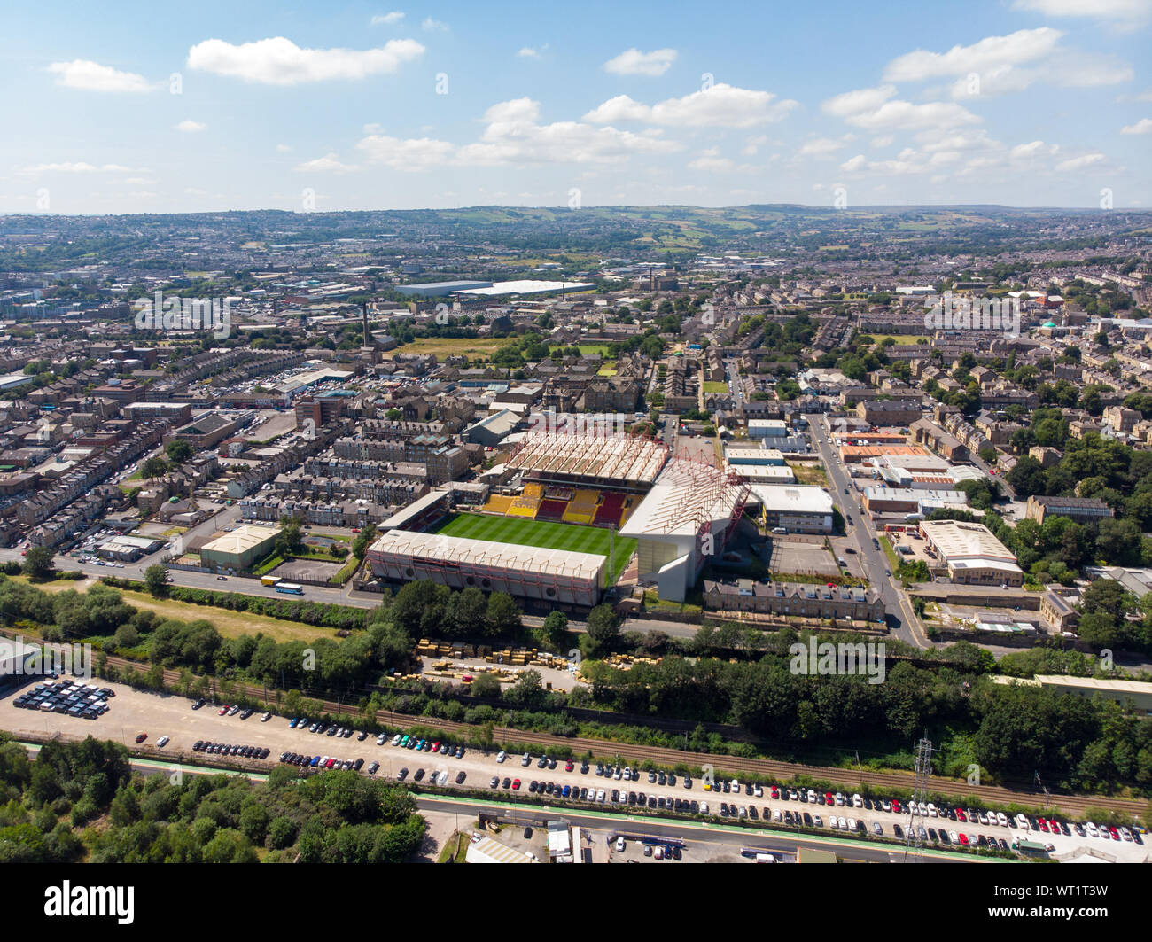 Aerial photo of the British West Yorkshire town of Bradford, showing a typical housing estate in the heart of the city, taken with a drone on a bright Stock Photo