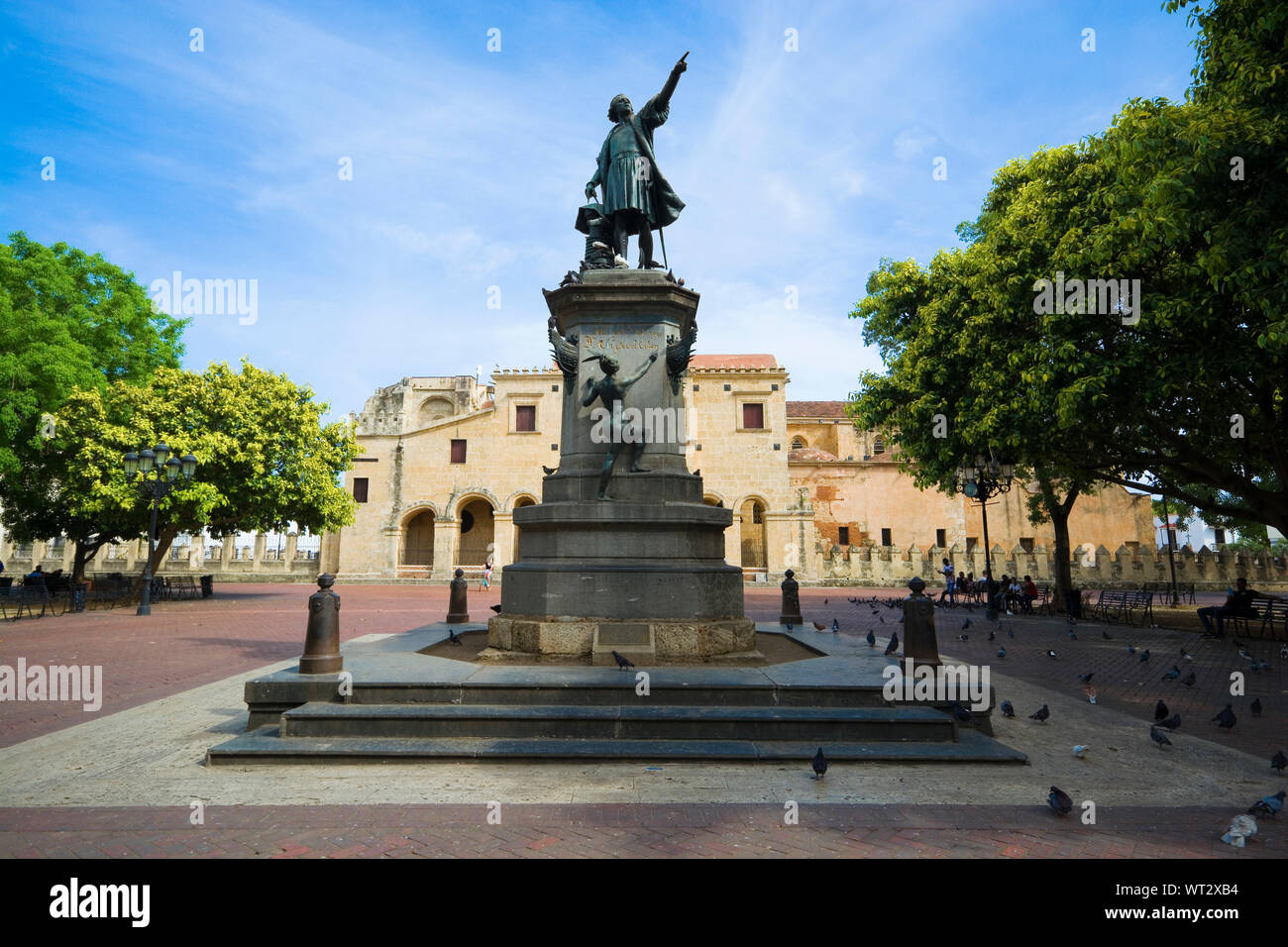Columbus park santo domingo hires stock photography and images Alamy