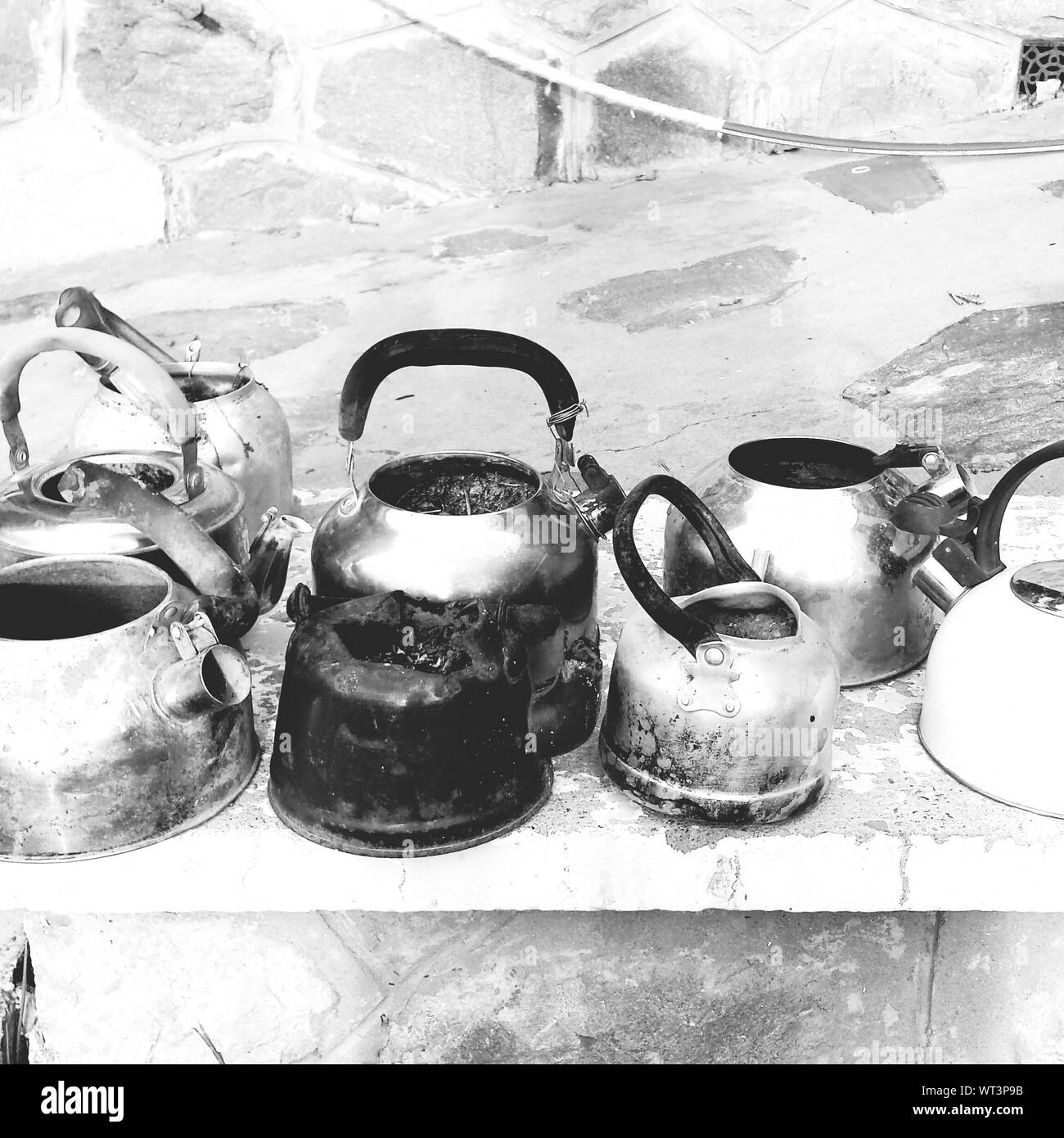 Old objects kettle hires stock photography and images Alamy