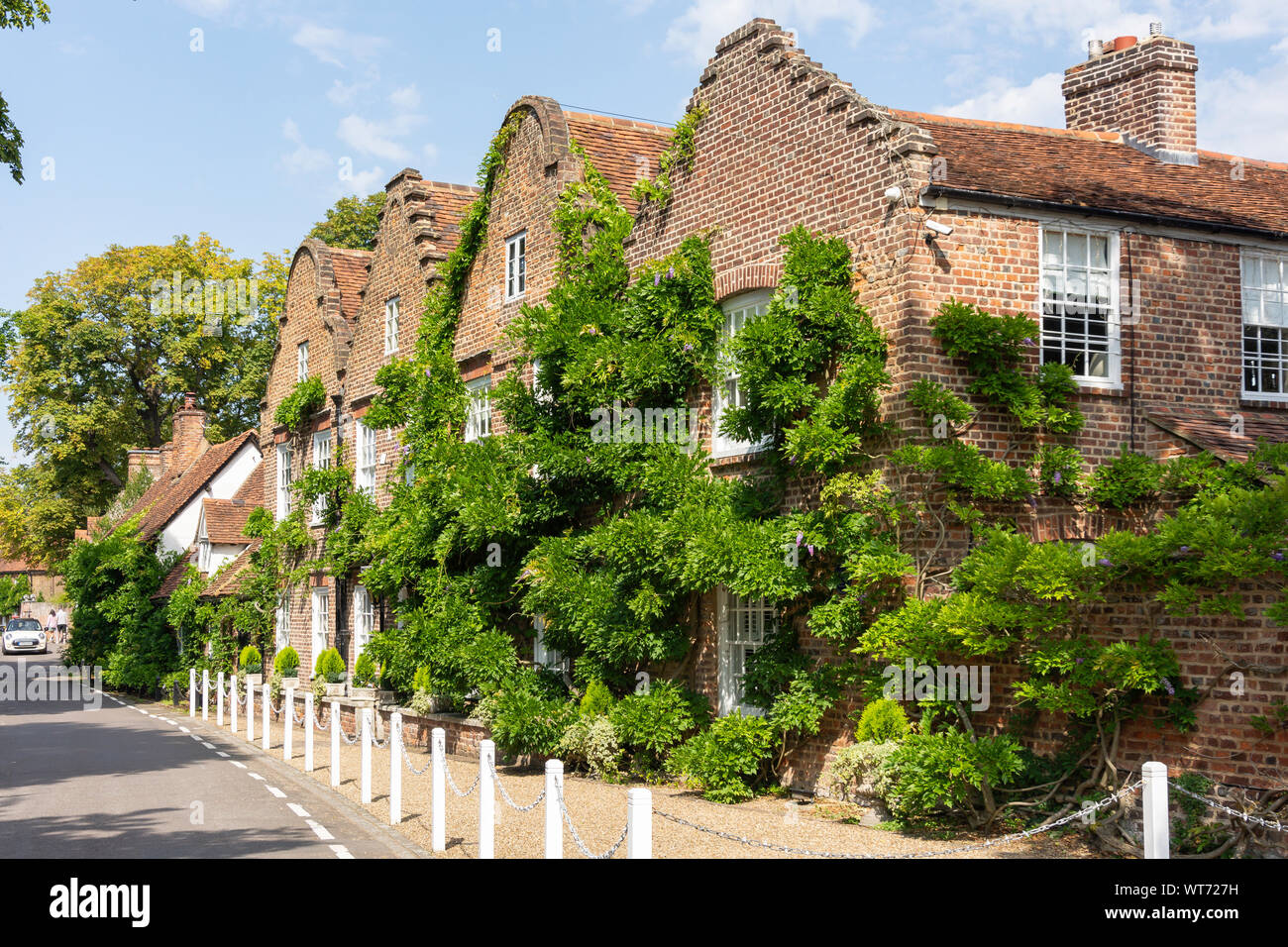 Hills House (former home of actor John Mills), Village Road, Denham, Buckinghamshire, England, United Kingdom Stock Photo