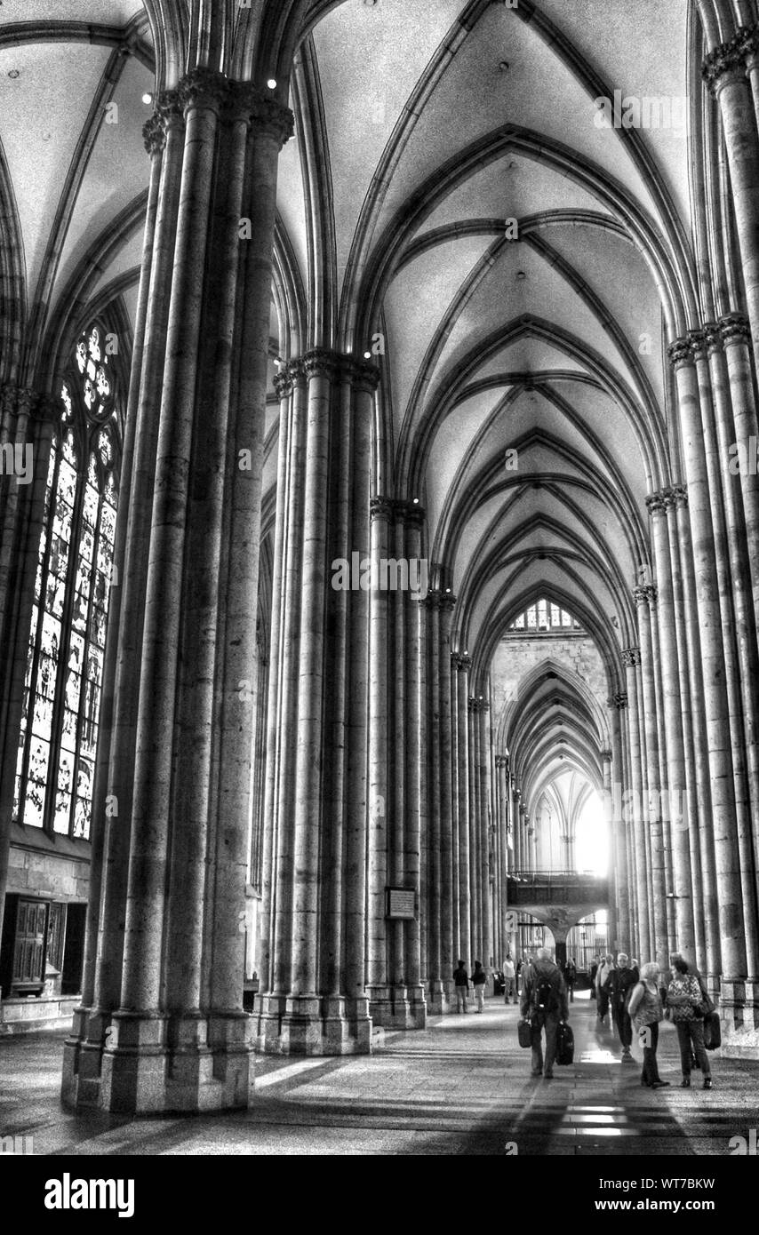 Cologne cathedral architecture Black and White Stock Photos & Images ...