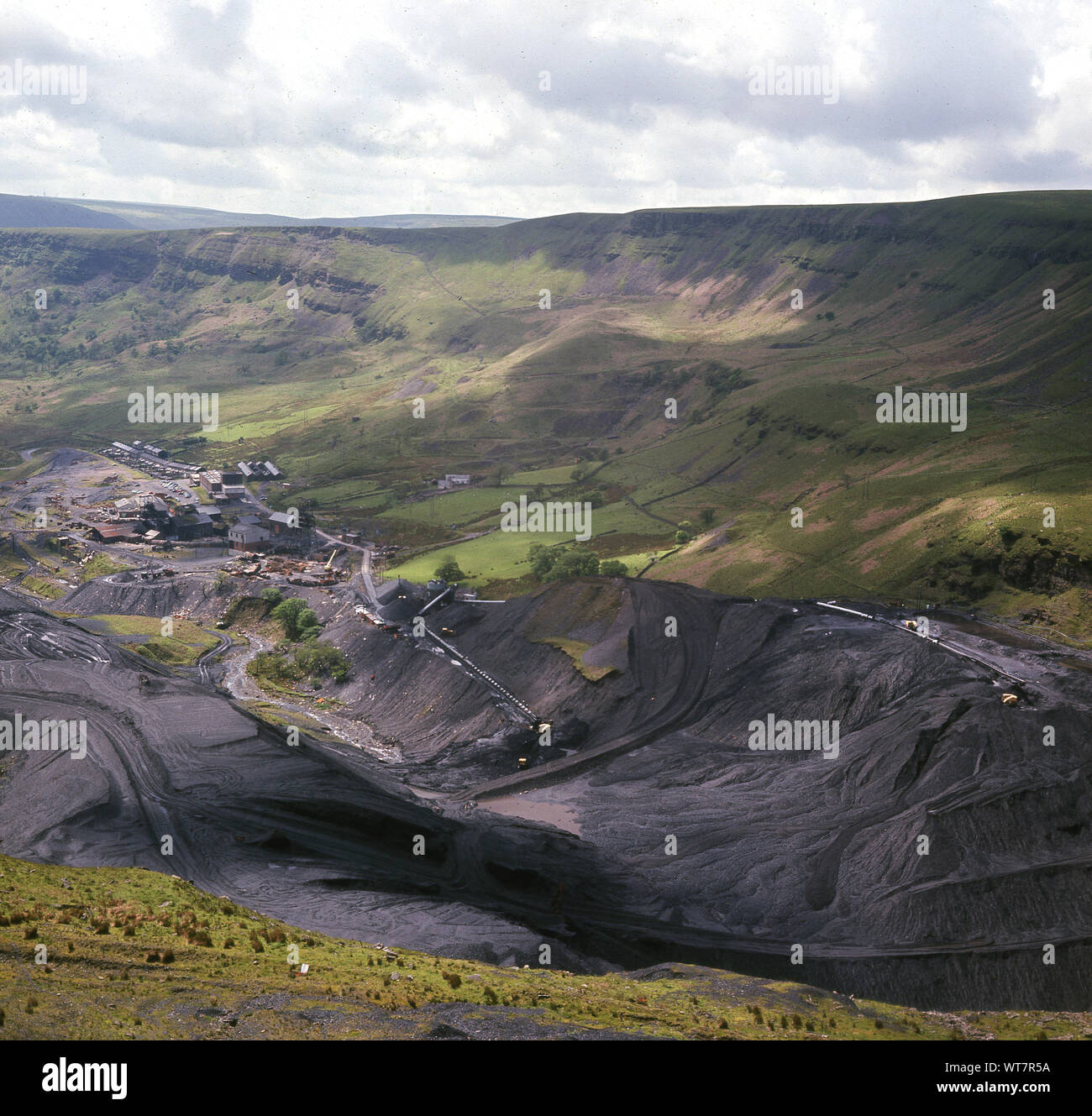 1960s, historical, Blaenrhondda, Wales, showing the surrounding landscape and the coal mining levels, the horizontal cuts made into the hillside to access the seams of coal.  From the 1860s, the Rhondda valley was one of the world's most important coal mining regions. Stock Photo
