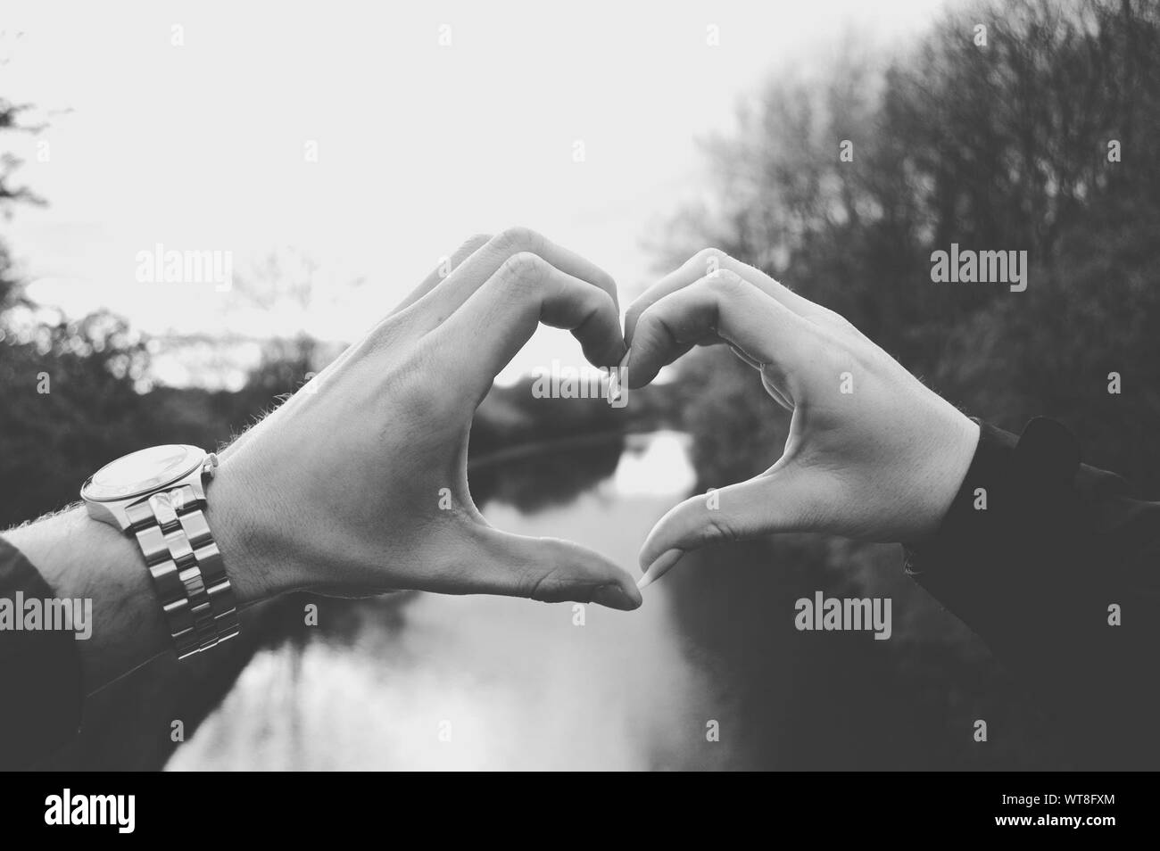 Couple Hand Heart High Resolution Stock Photography And Images Alamy