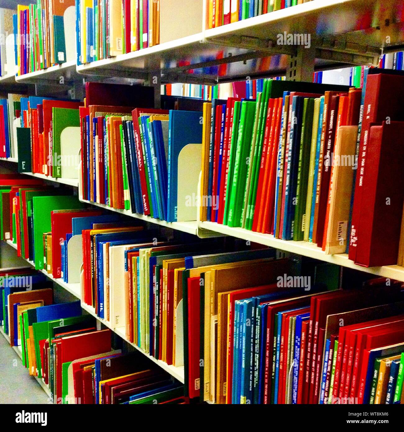 Books arranged in shelf hires stock photography and images Alamy