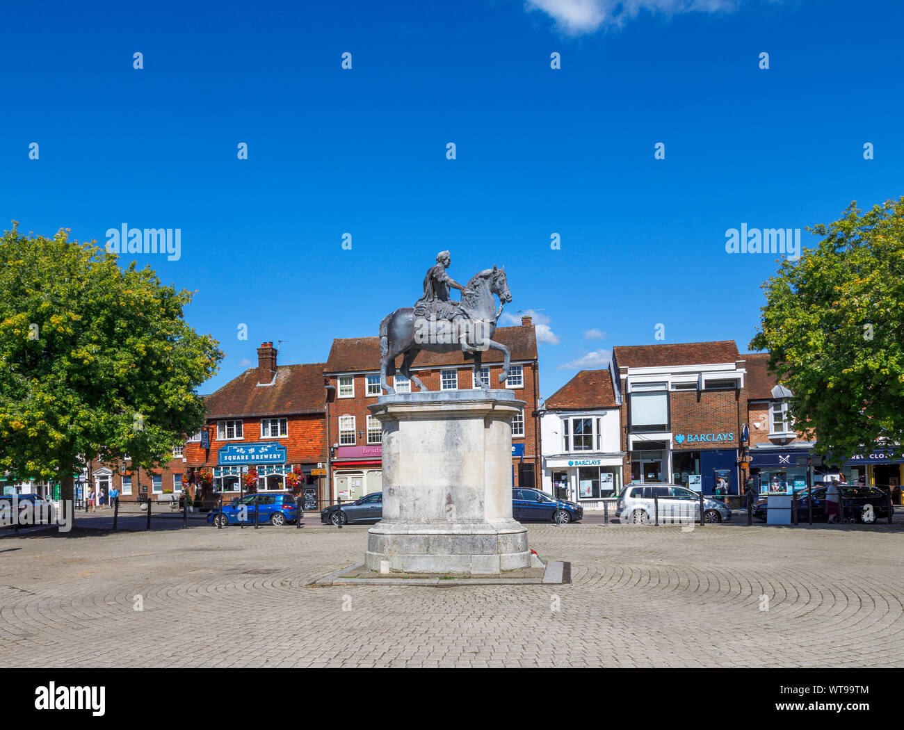 Petersfield Square Grade iii historic buildings hi-res stock photography and images - Alamy