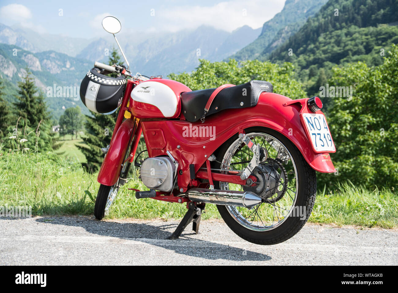 Red moto guzzi hi-res stock photography and images - Alamy