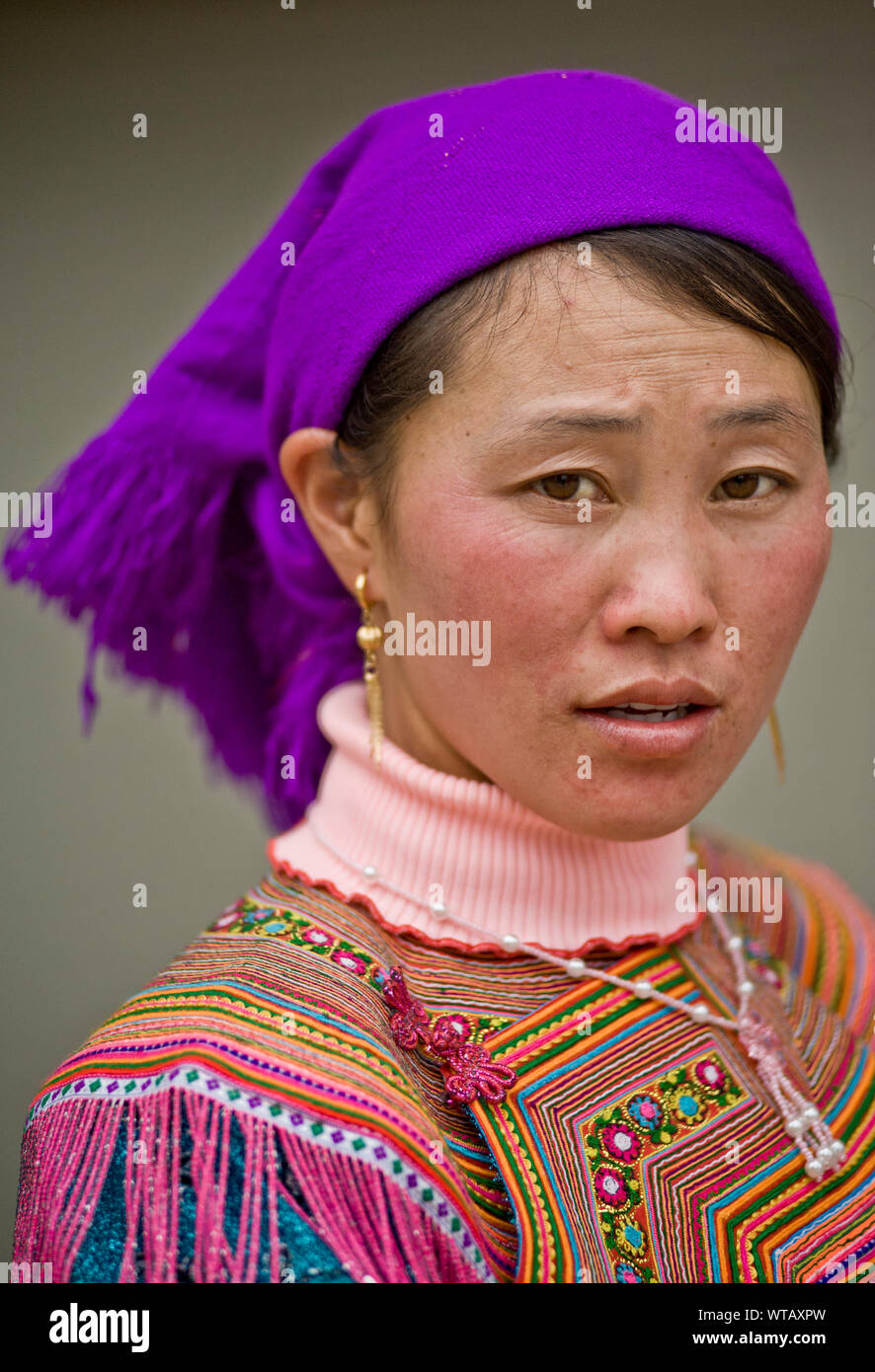 Northern vietnam ethnic tribal people hi-res stock photography and ...