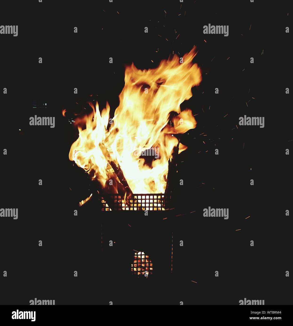 Fire Pit At Night Stock Photo Alamy