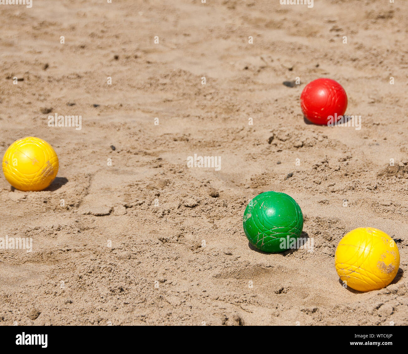 Balls of sand hires stock photography and images Alamy
