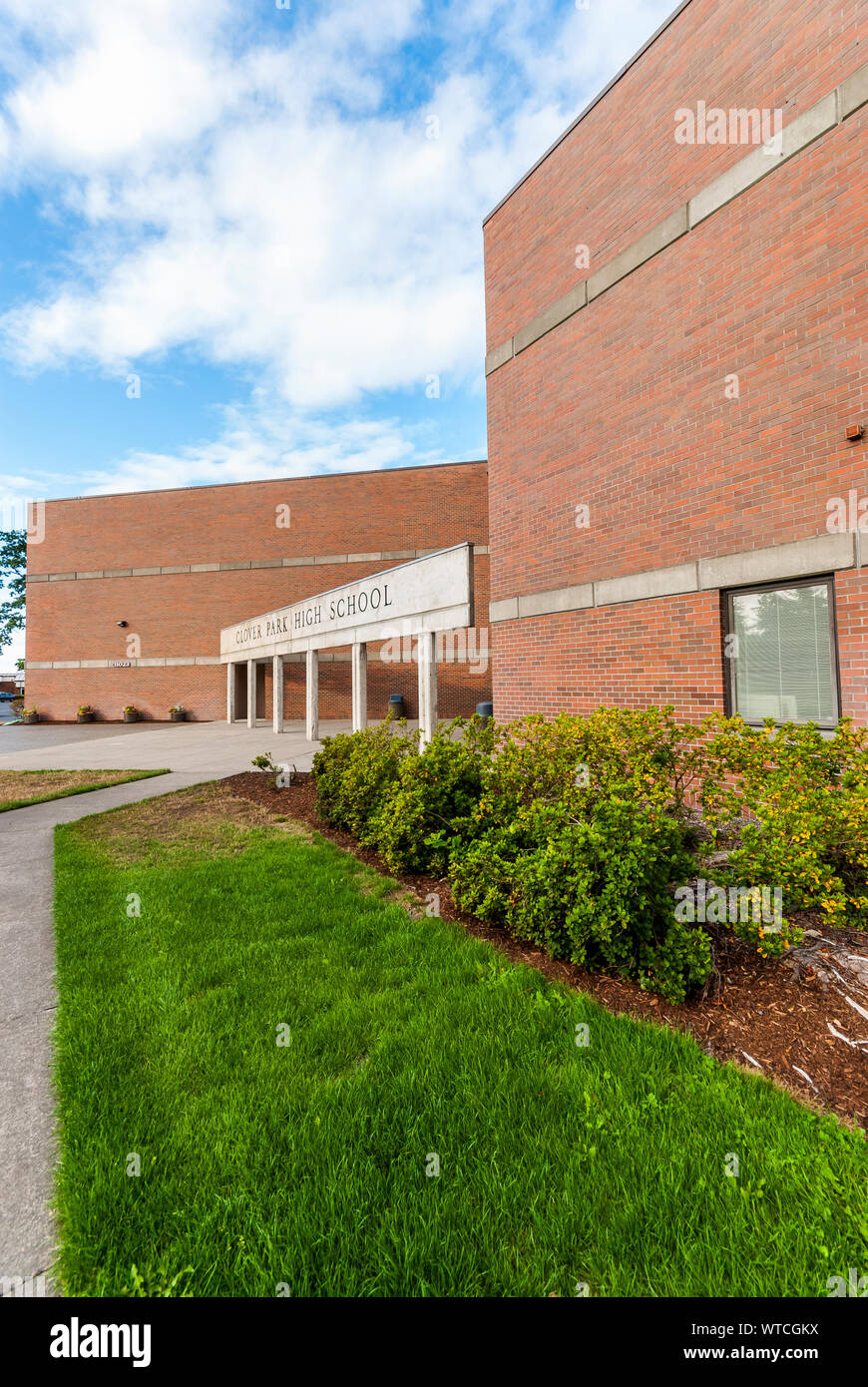 Junior high school graduation hires stock photography and images Alamy