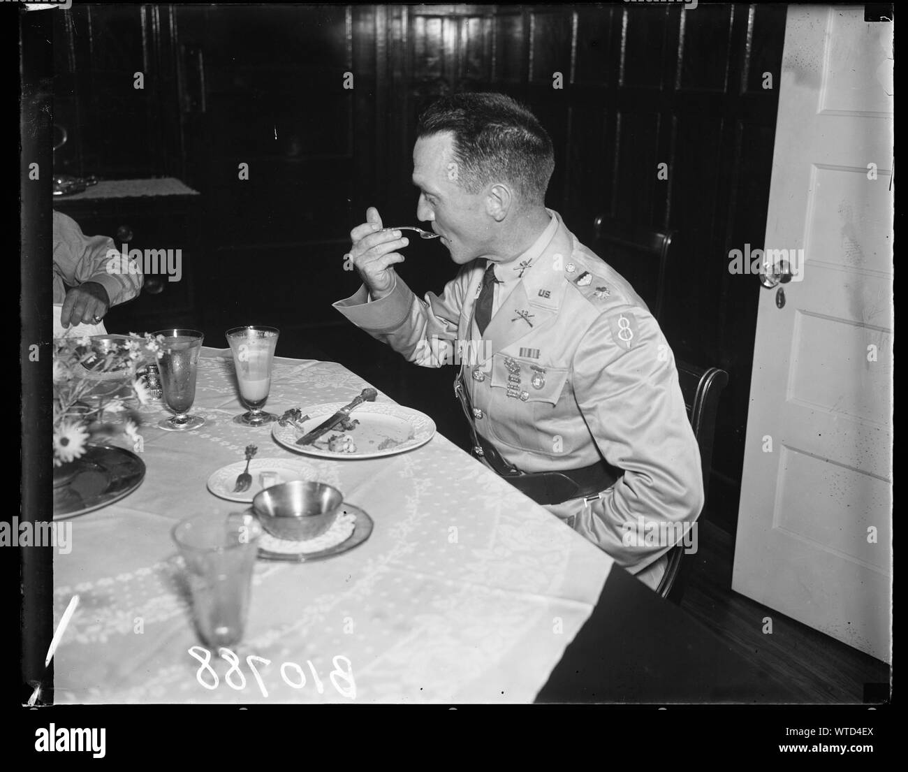 Military uniform insignia Black and White Stock Photos & Images - Alamy