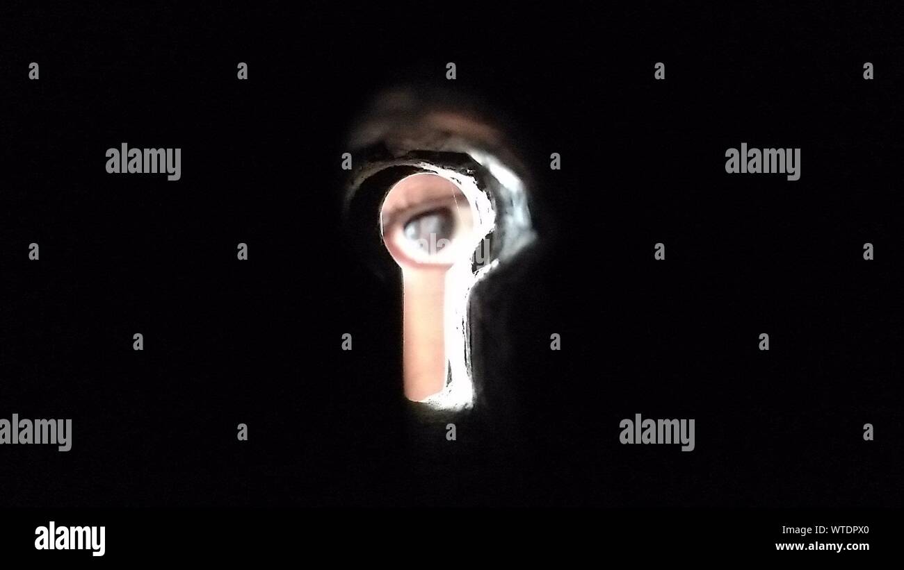 Eye Door High Resolution Stock Photography and Images Alamy