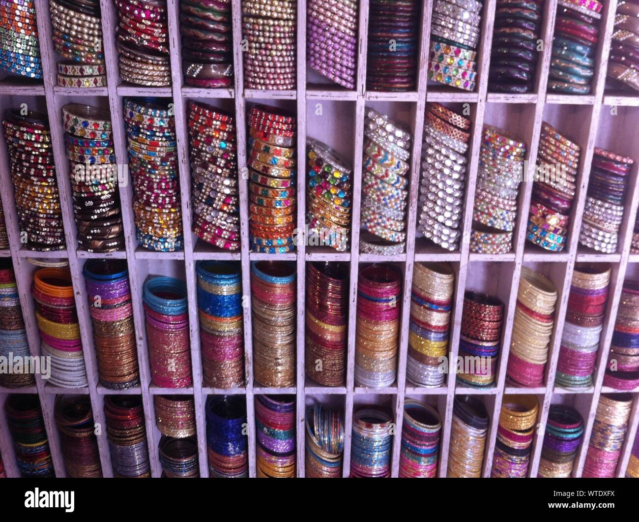 Bangles Store High Resolution Stock Photography and Images Alamy