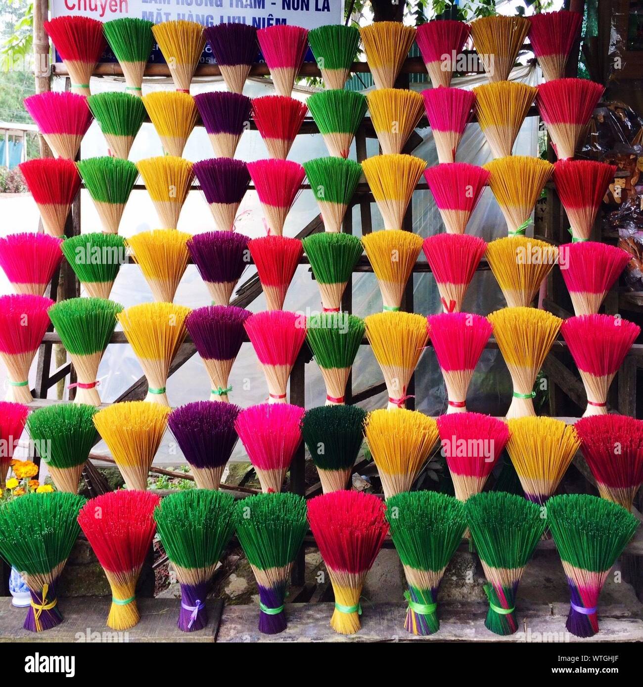 Brooms for sale hires stock photography and images Alamy