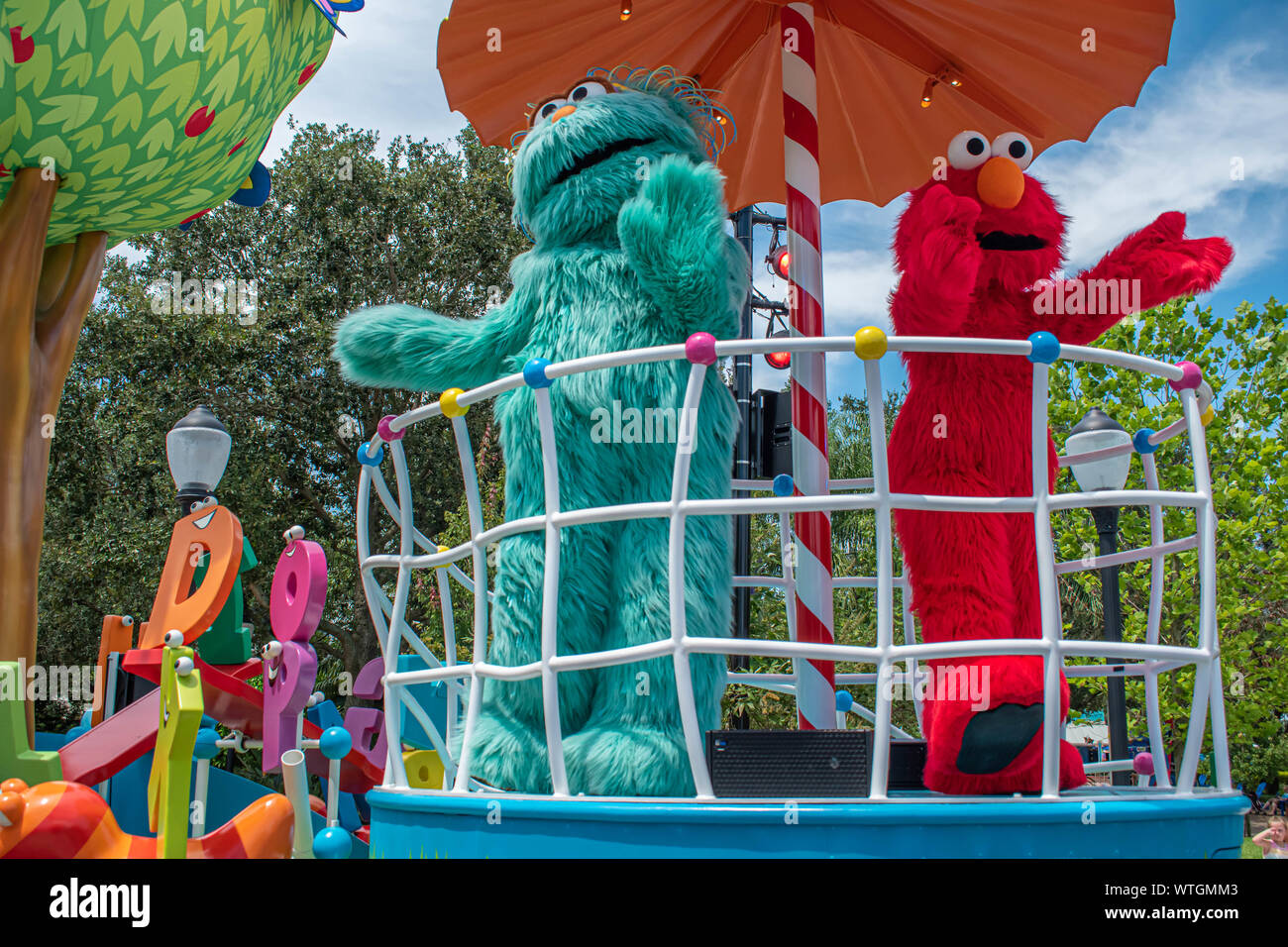 Orlando, Florida. August 28, 2019. Rosita and Elmo on colorful float in ...