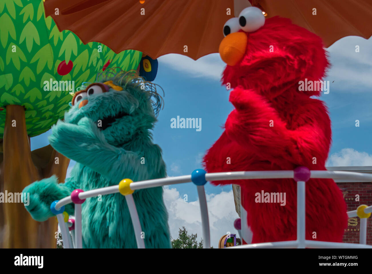 Sesame street rosita elmo hi-res stock photography and images - Alamy