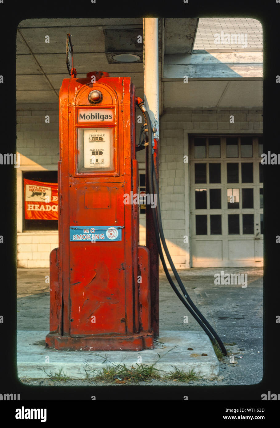 Mobil gas pump, Wilton, Connecticut Stock Photo