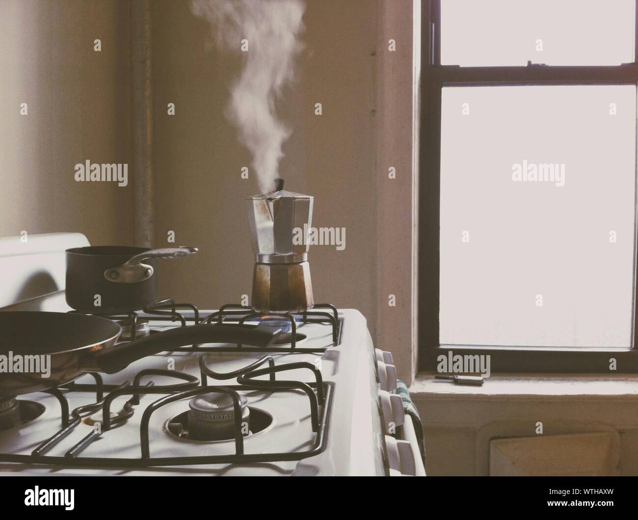 Stove top coffee maker hires stock photography and images Alamy