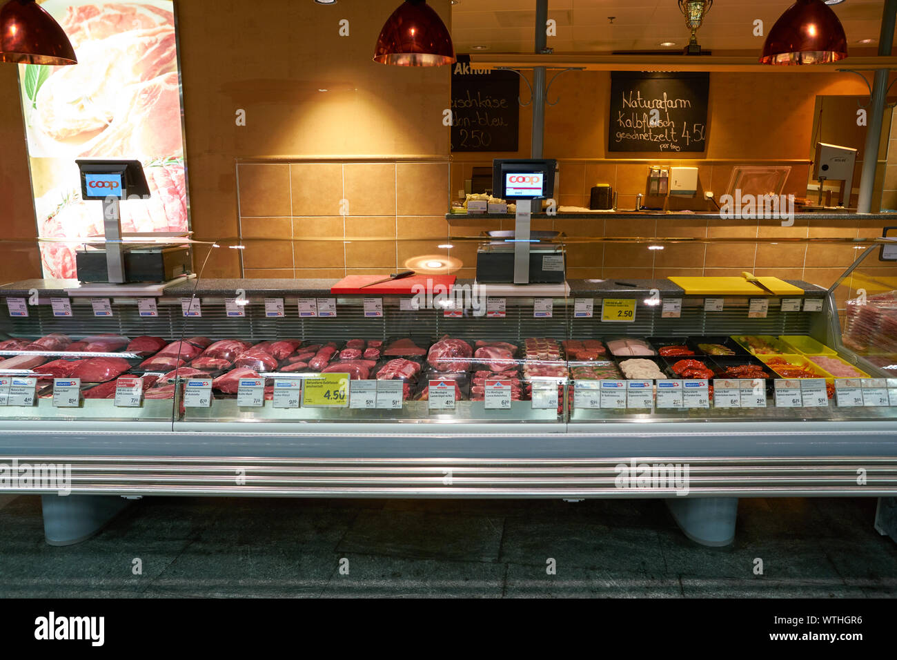 Coop Store Inside High Resolution Stock Photography And Images Alamy