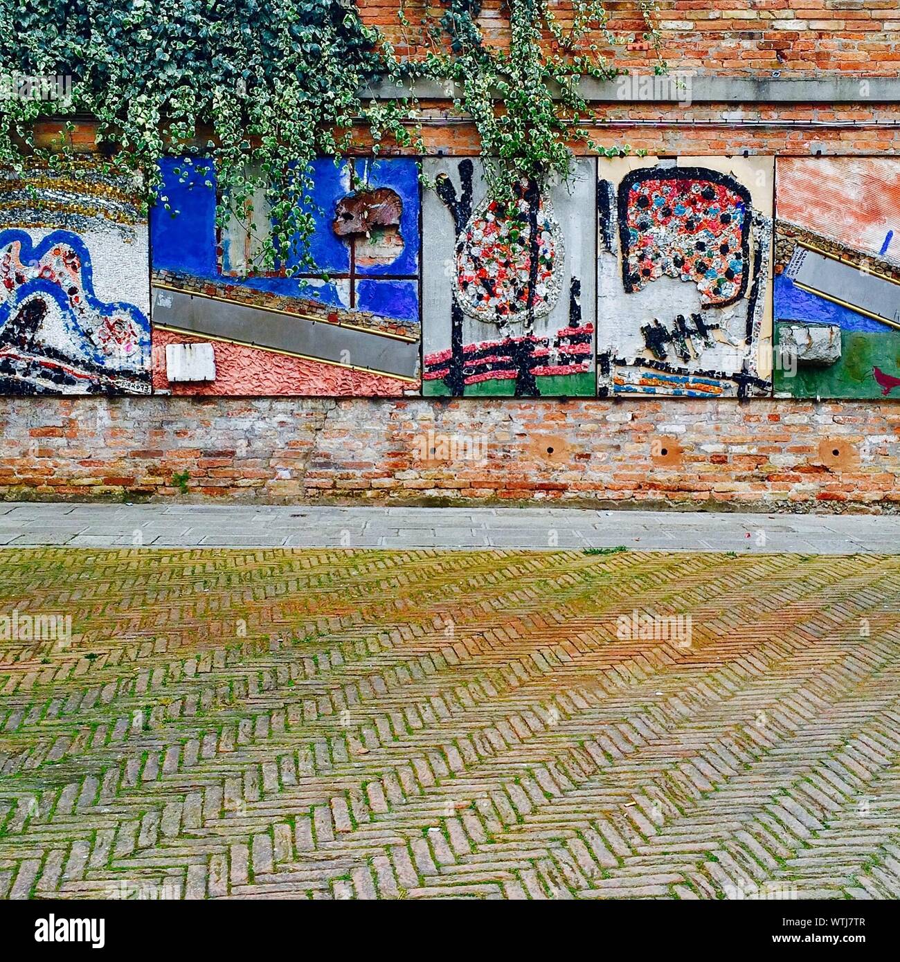 Mural On Brick Wall Stock Photo Alamy