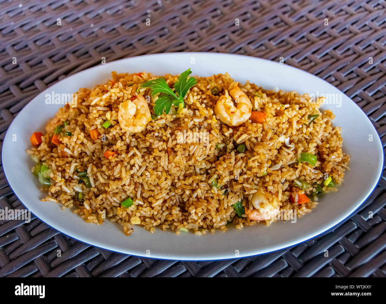 Chinese Shrimp Fried Rice Stock Photo - Alamy