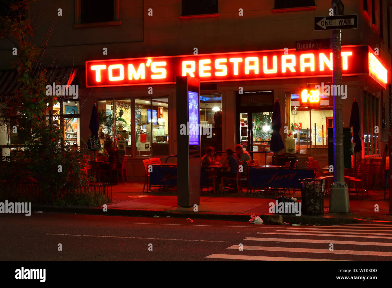 Tom's Restaurant, which exterior was routinely used in Seinfeld