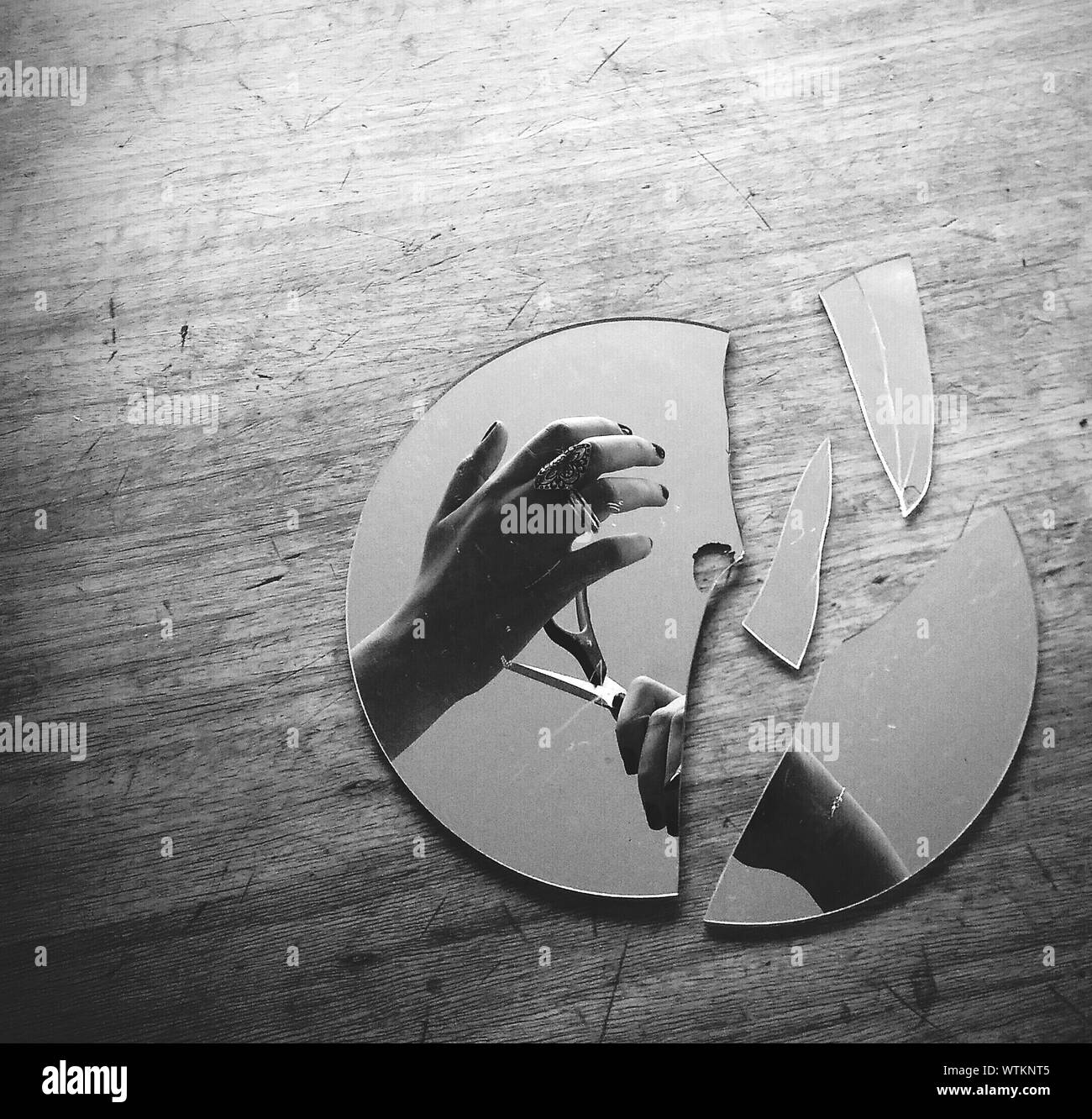 Broken Mirror Black And White Stock Photos Images Alamy