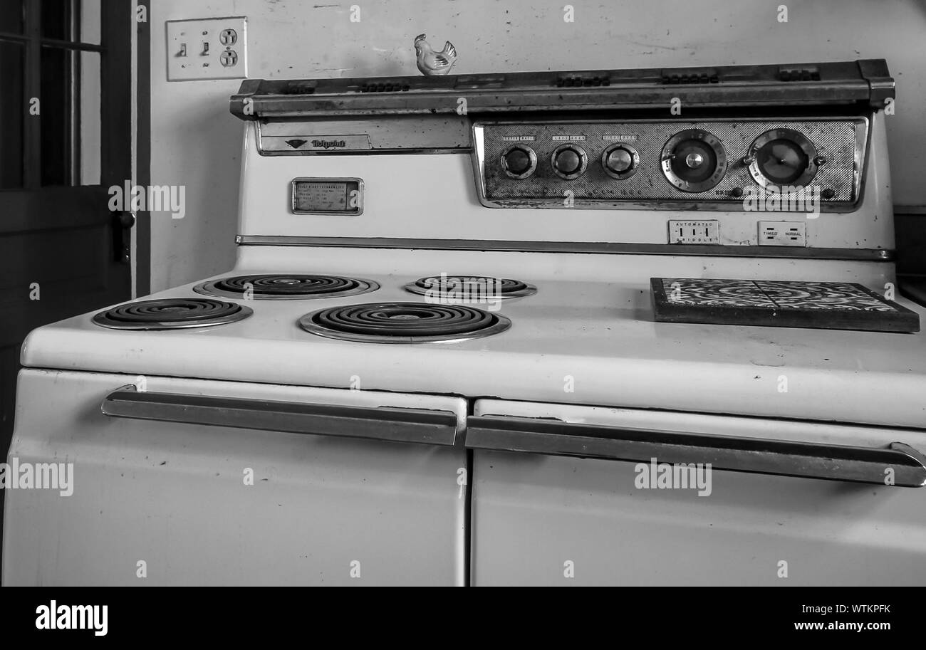 Gas stove Black and White Stock Photos & Images Alamy